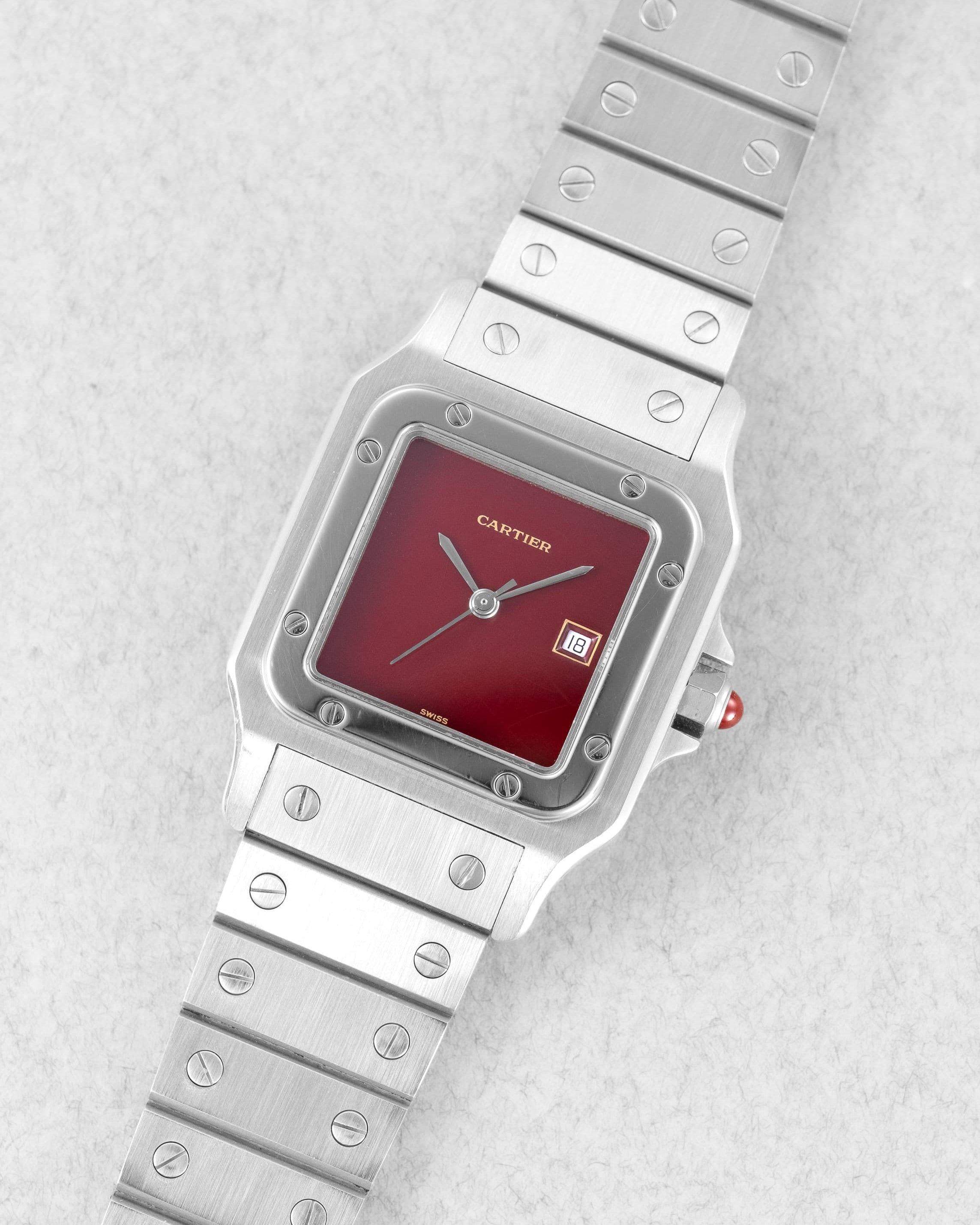 39PK Cartier Santos Carrée « Red/Burgundy » réf. 2960 – « SWISS Only » - Three Quarters
