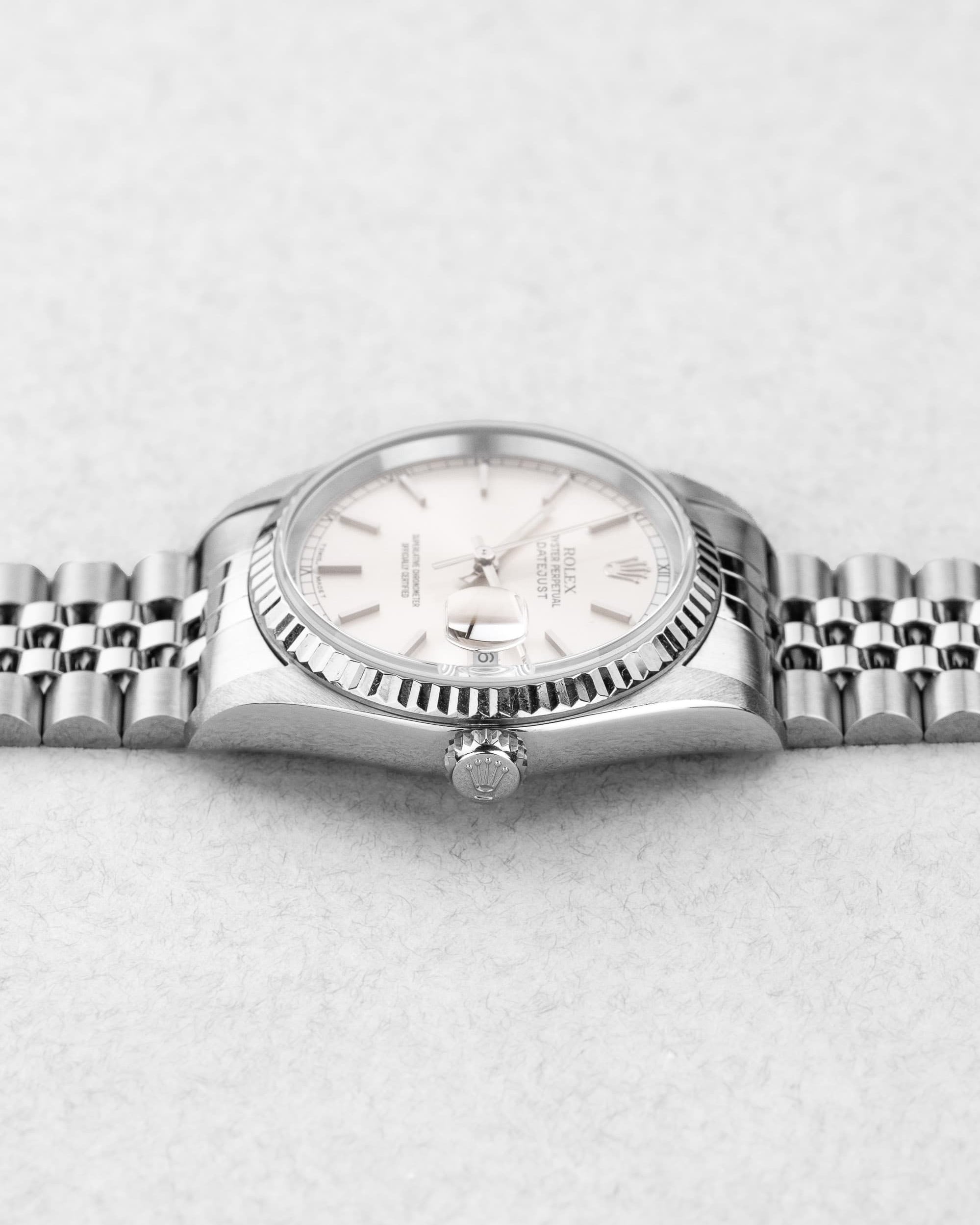 S2X5 Rolex Datejust 16234 « Silver » de 1996 - Right side