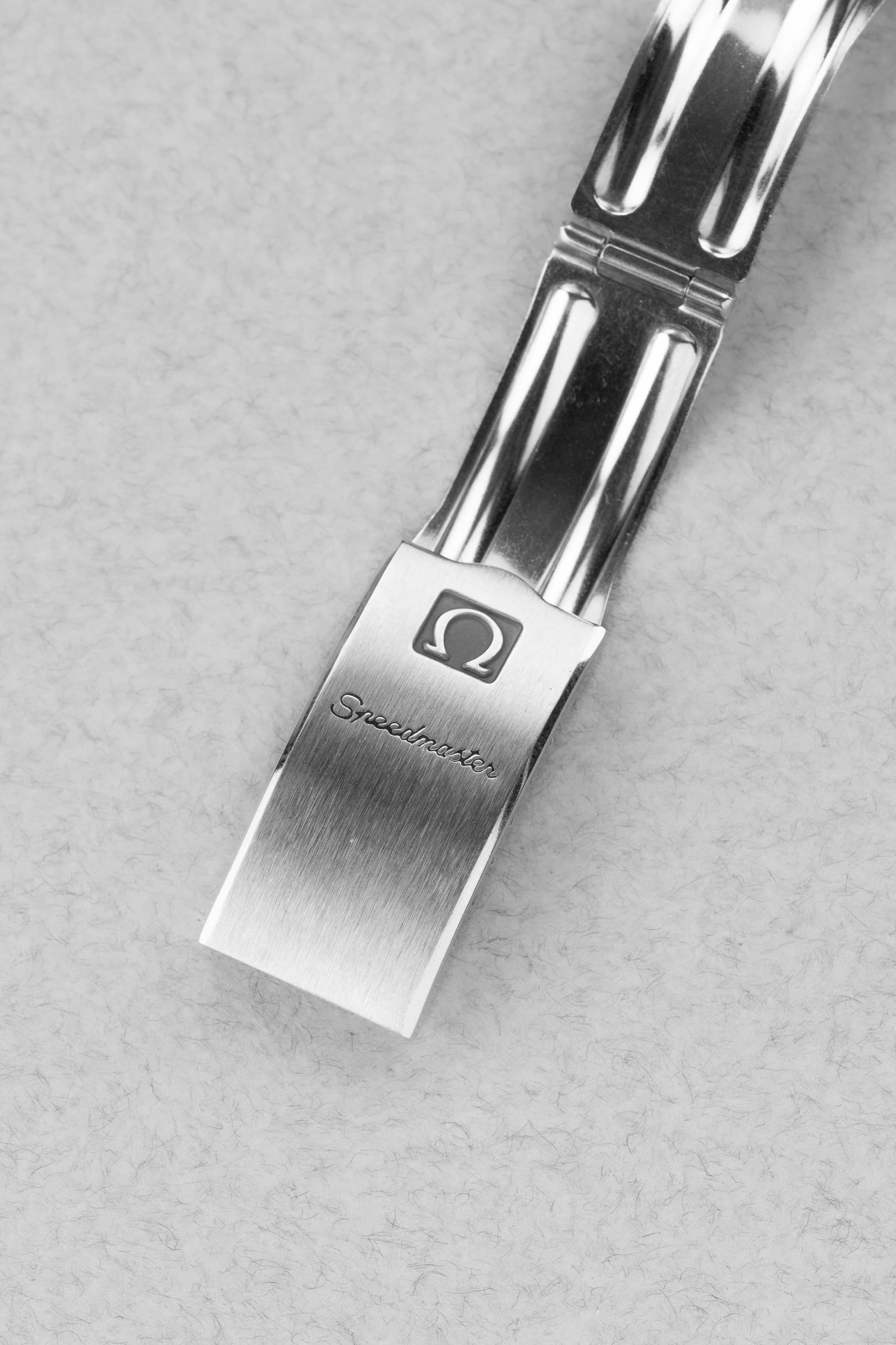 K2XS Omega Speedmaster Moonwatch « Long S & R » réf. 3590.50/145.022 circa 1990 – Patine + Bracelet 1450 - Buckle Outside