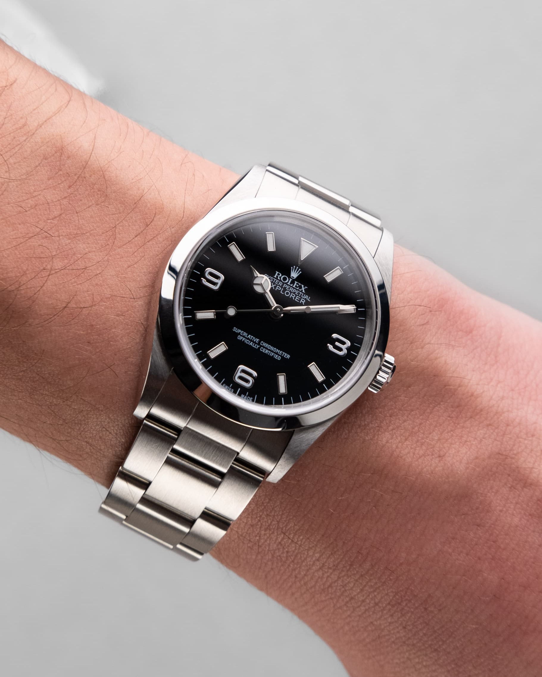 PJ7B Rolex Explorer 14270 de 2000 – Mint & Super Full Set - Wristshot