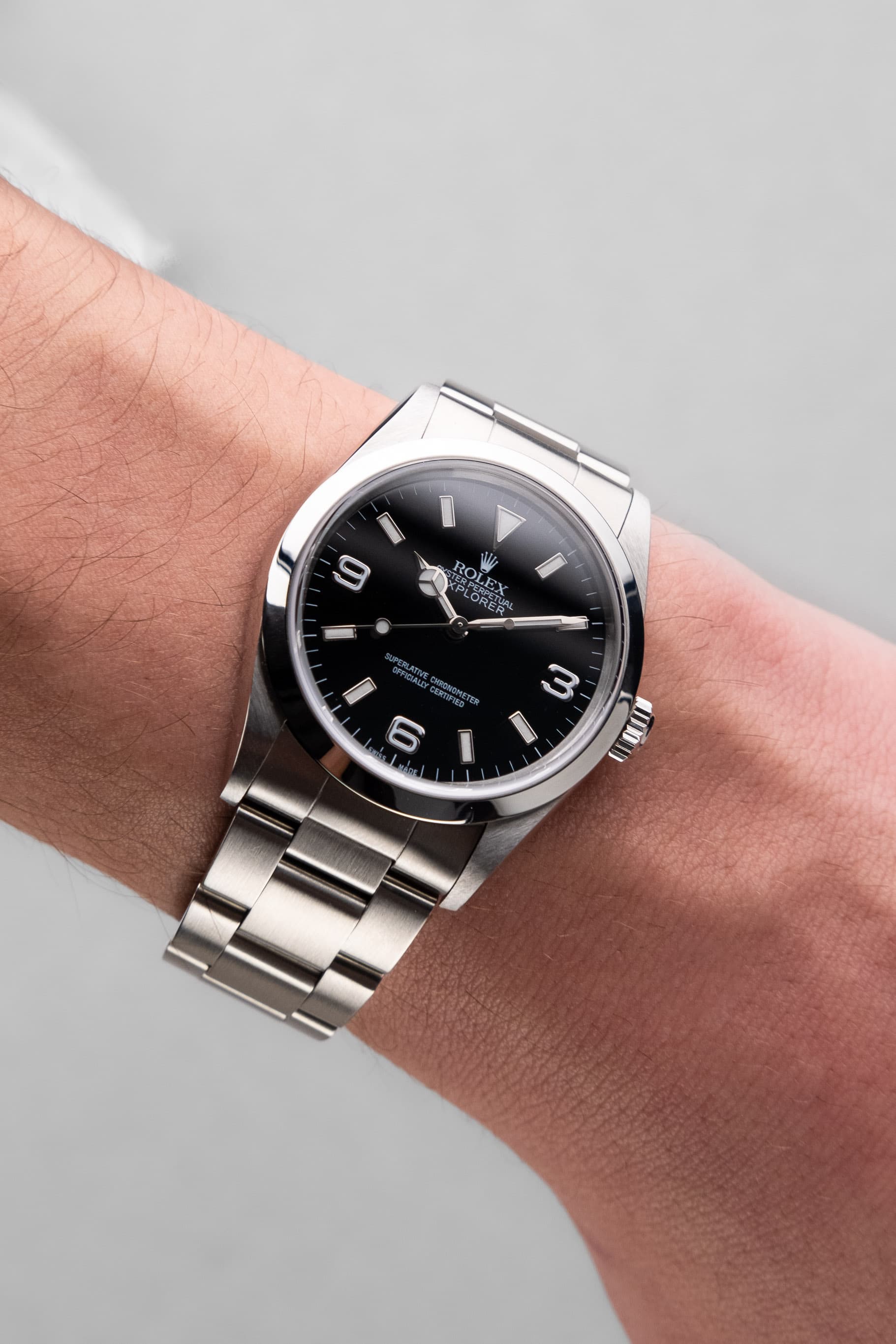 PJ7B Rolex Explorer 14270 de 2000 – Mint & Super Full Set - Wristshot