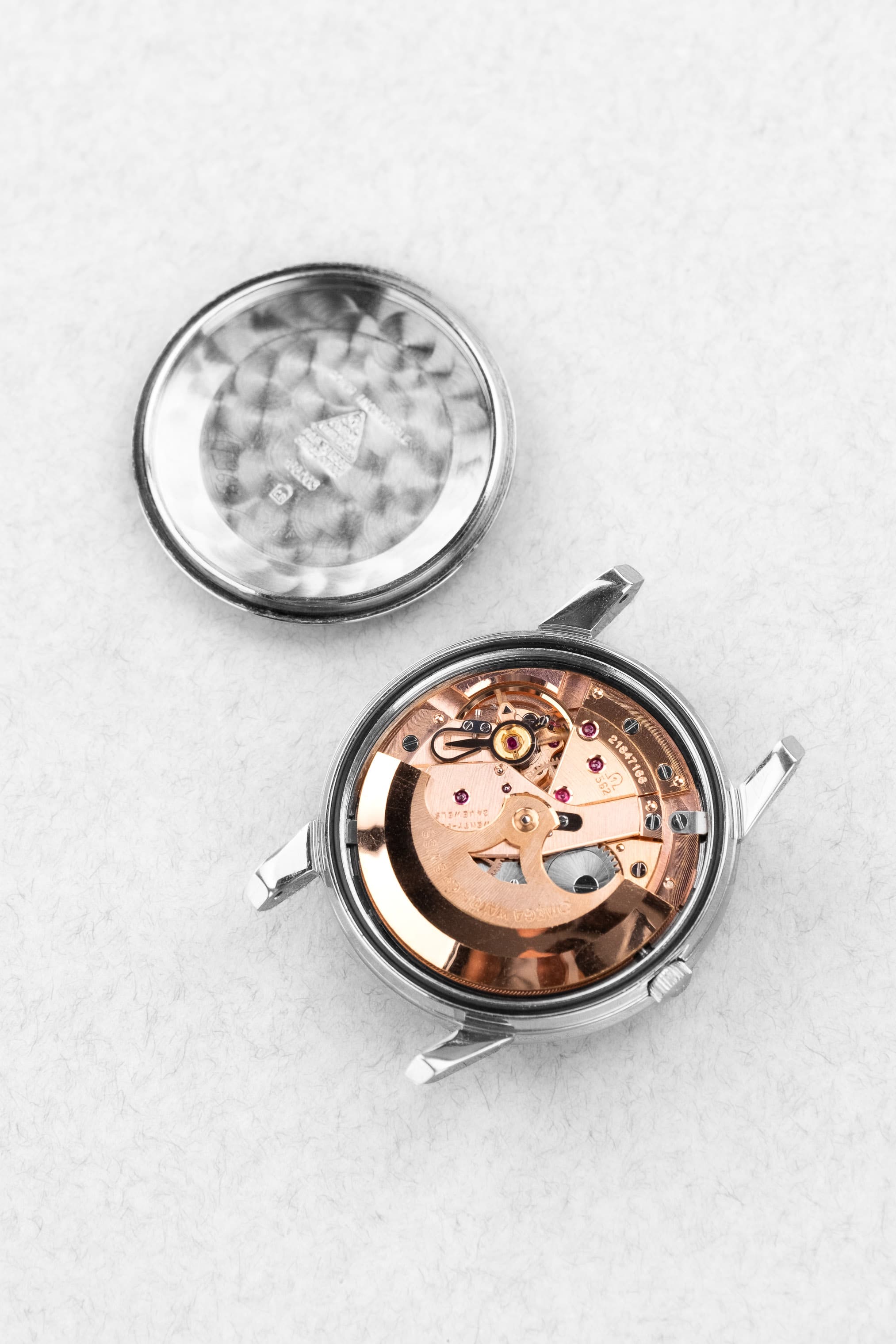 TAPH Omega Seamaster Automatic réf. 166.003 de 1964 – « 6-9-12 Art Déco » - Inside case back