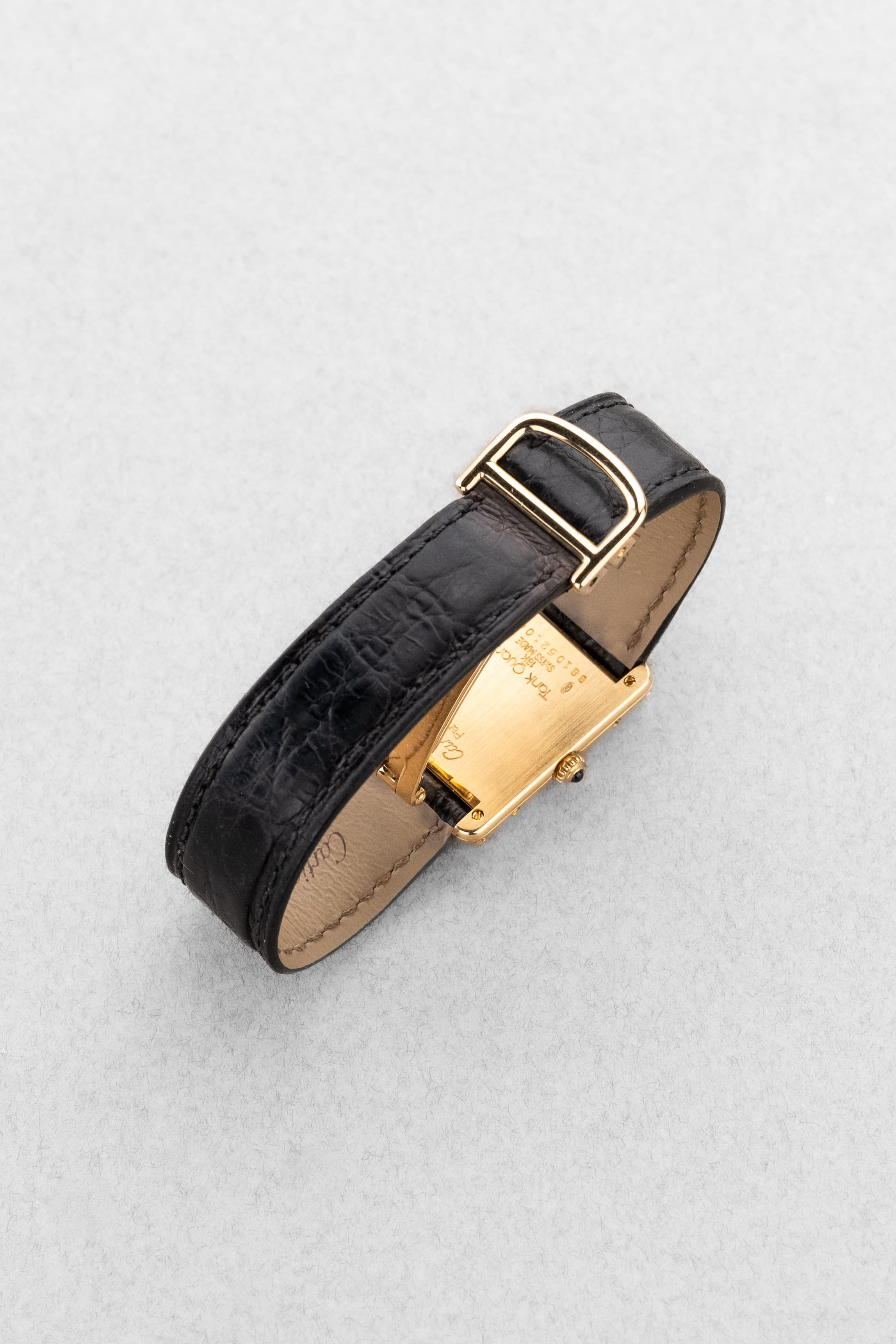 SFL7 Cartier Tank Louis réf. 88105 en or jaune, circa 1985 – Boucle déployante d'origine en or et parfait état - Buckle Outside