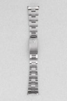 4S6Y Rolex Oyster Perpetual Date réf. 15200 de 2000 – Cadran « Silver » - Bracelet Front