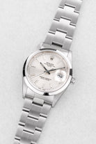 4S6Y Rolex Oyster Perpetual Date réf. 15200 de 2000 – Cadran « Silver » - Three Quarters