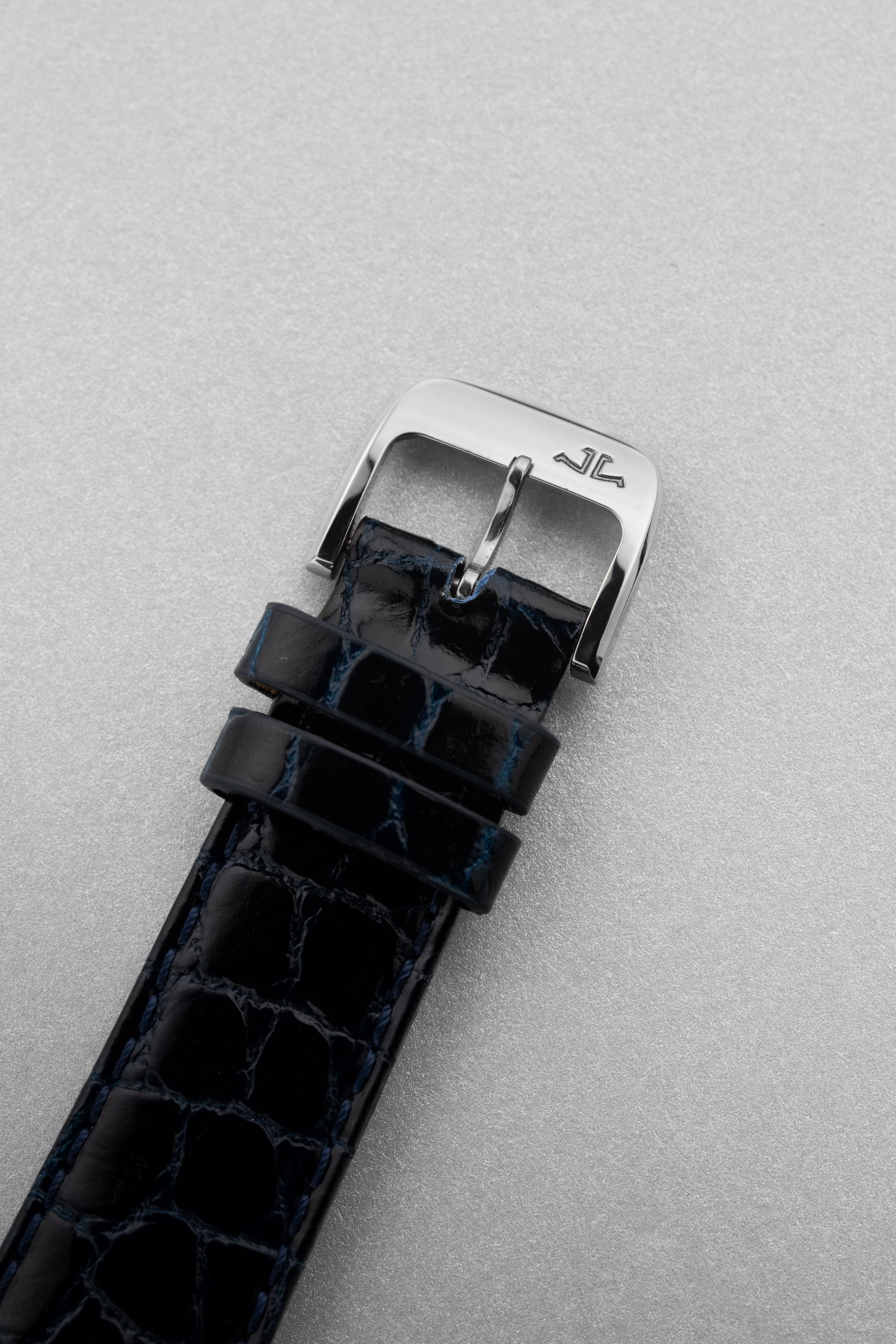 5JQK Jaeger-LeCoultre Reverso « Grande Taille » en acier, réf. 270.8.62/Q2708410 - Buckle Outside