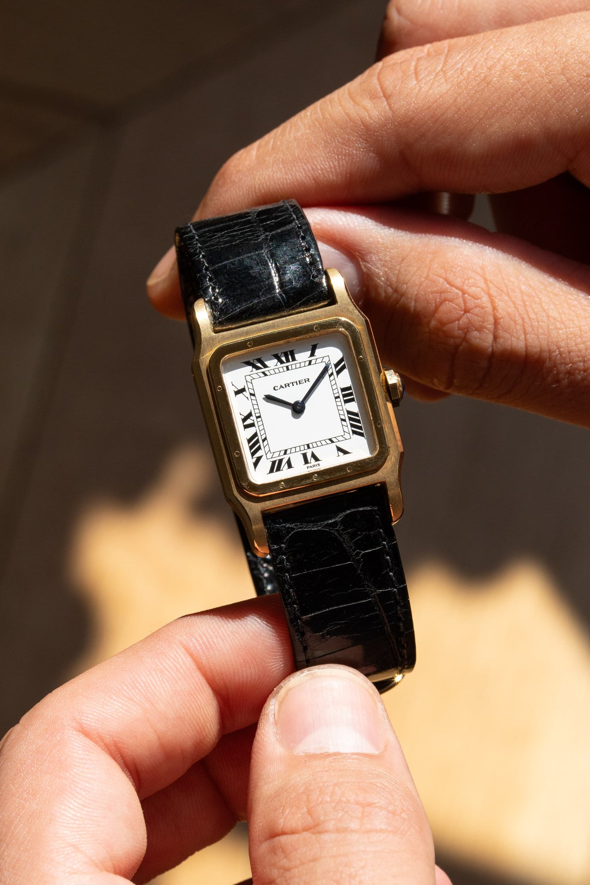 5MDB Sublime Cartier Santos-Dumont GM Ref. 78097 “PARIS” in Yellow Gold, circa 1973 – New Old Stock - Overview