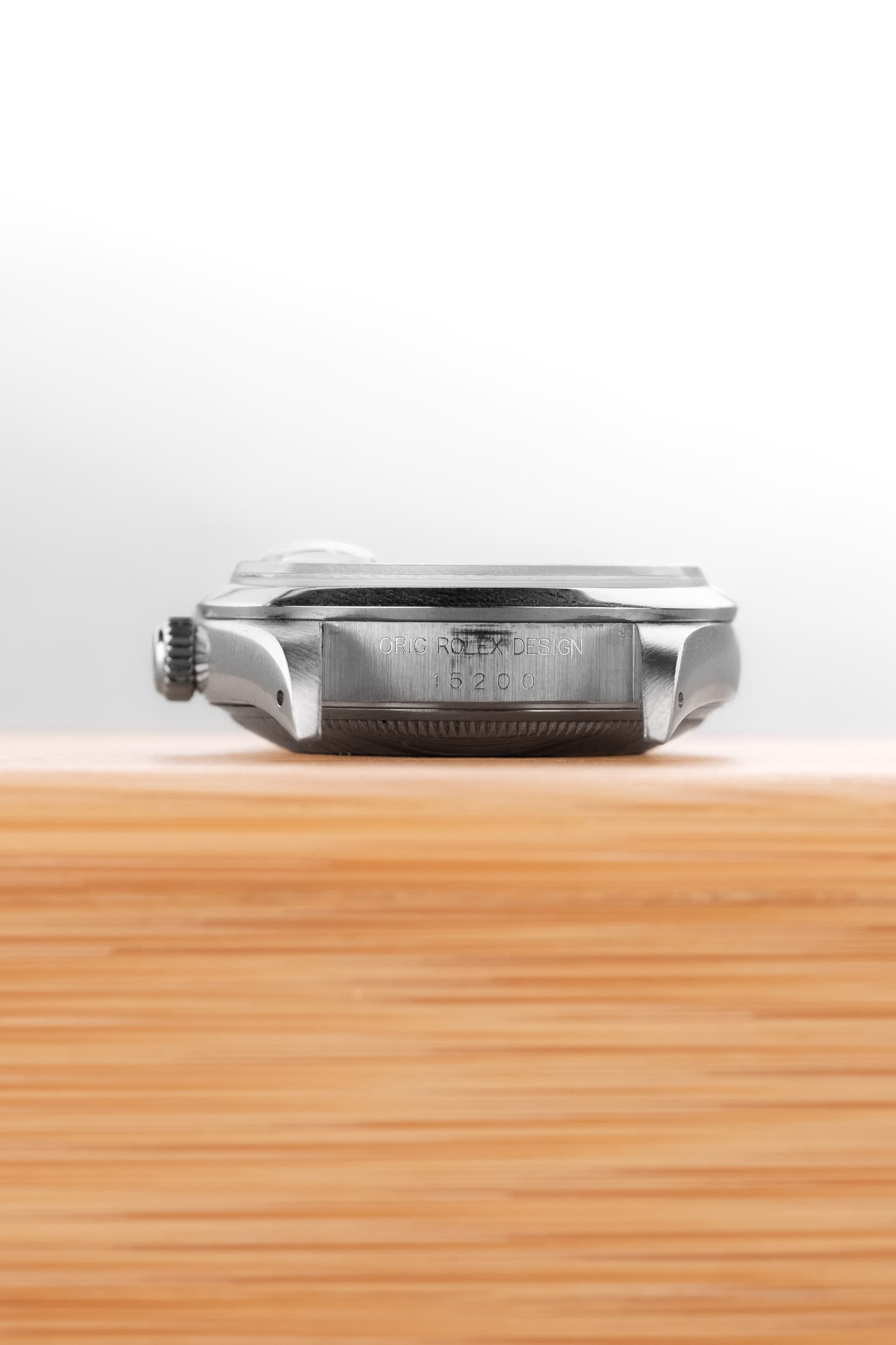 5P55 Rolex Oyster Perpetual Date réf. 15200 de 1991 – Rare cadran gris souris - Lugs - Reference