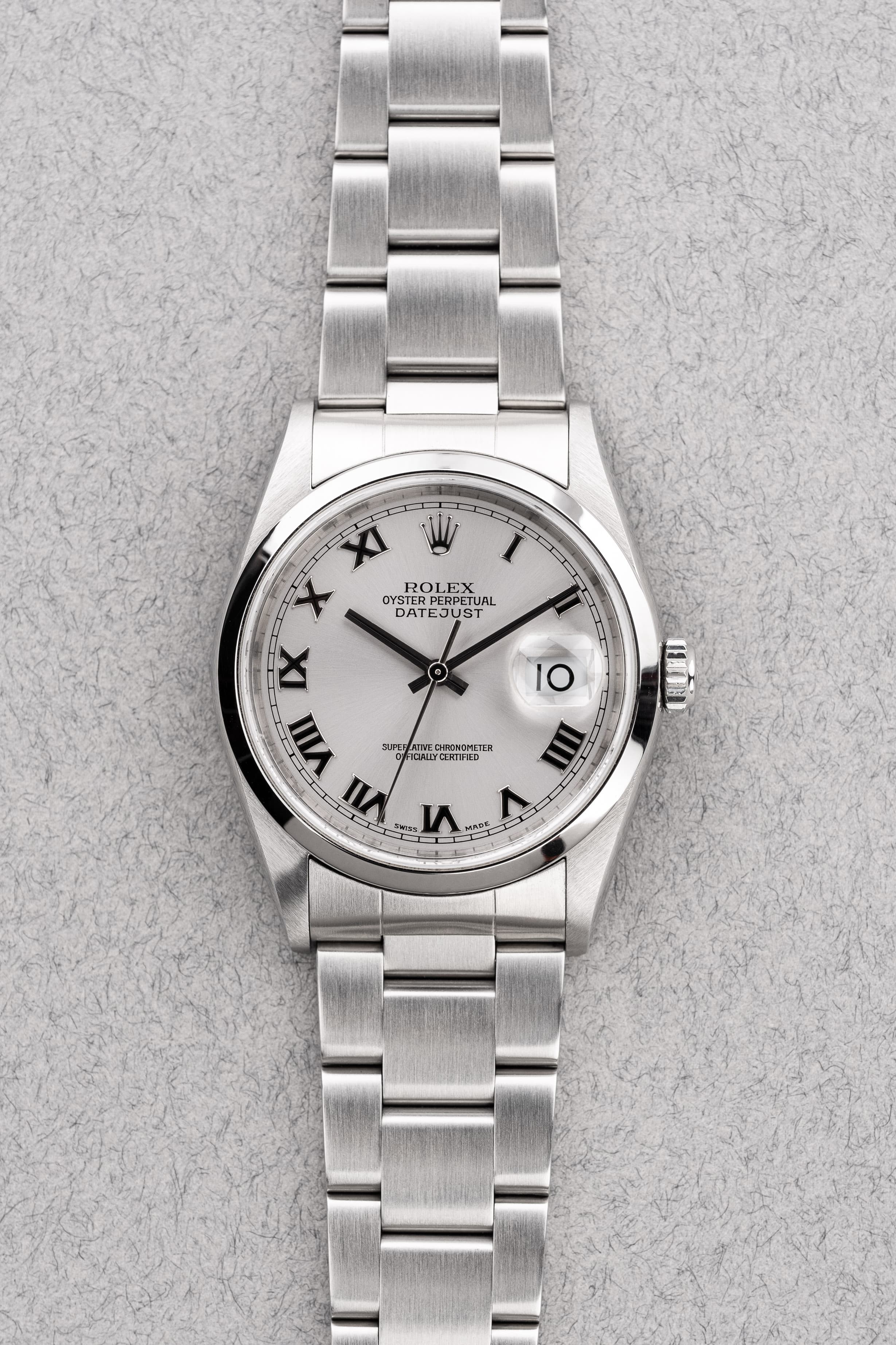 6SCR Rolex Datejust 16200 « Silver Roman » de 2001 avec sa garantie d'origine - Front