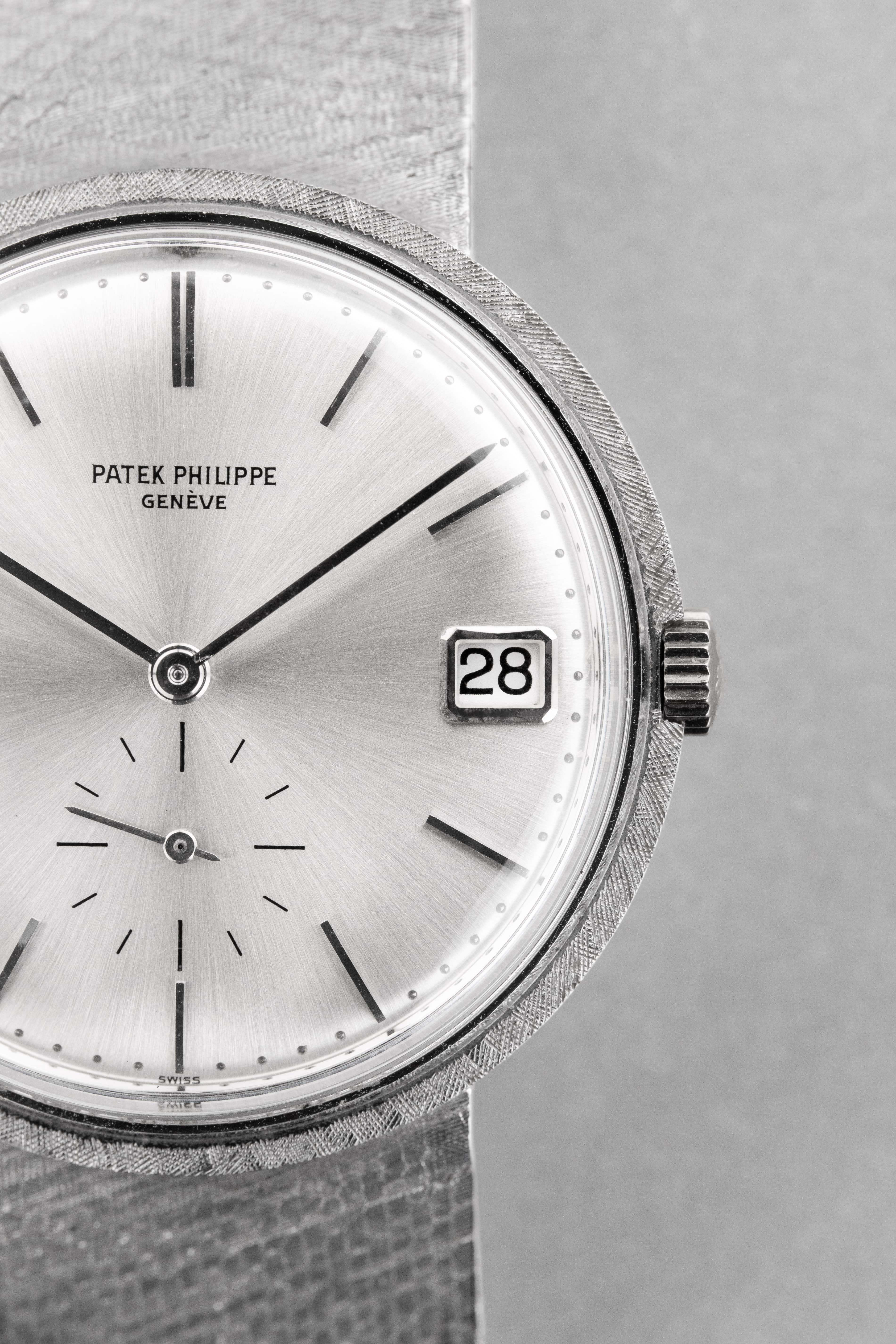 6TFR Patek Philippe Calatrava 3445/6 Automática « Florentine » en oro blanco, circa 1968 - Esfera