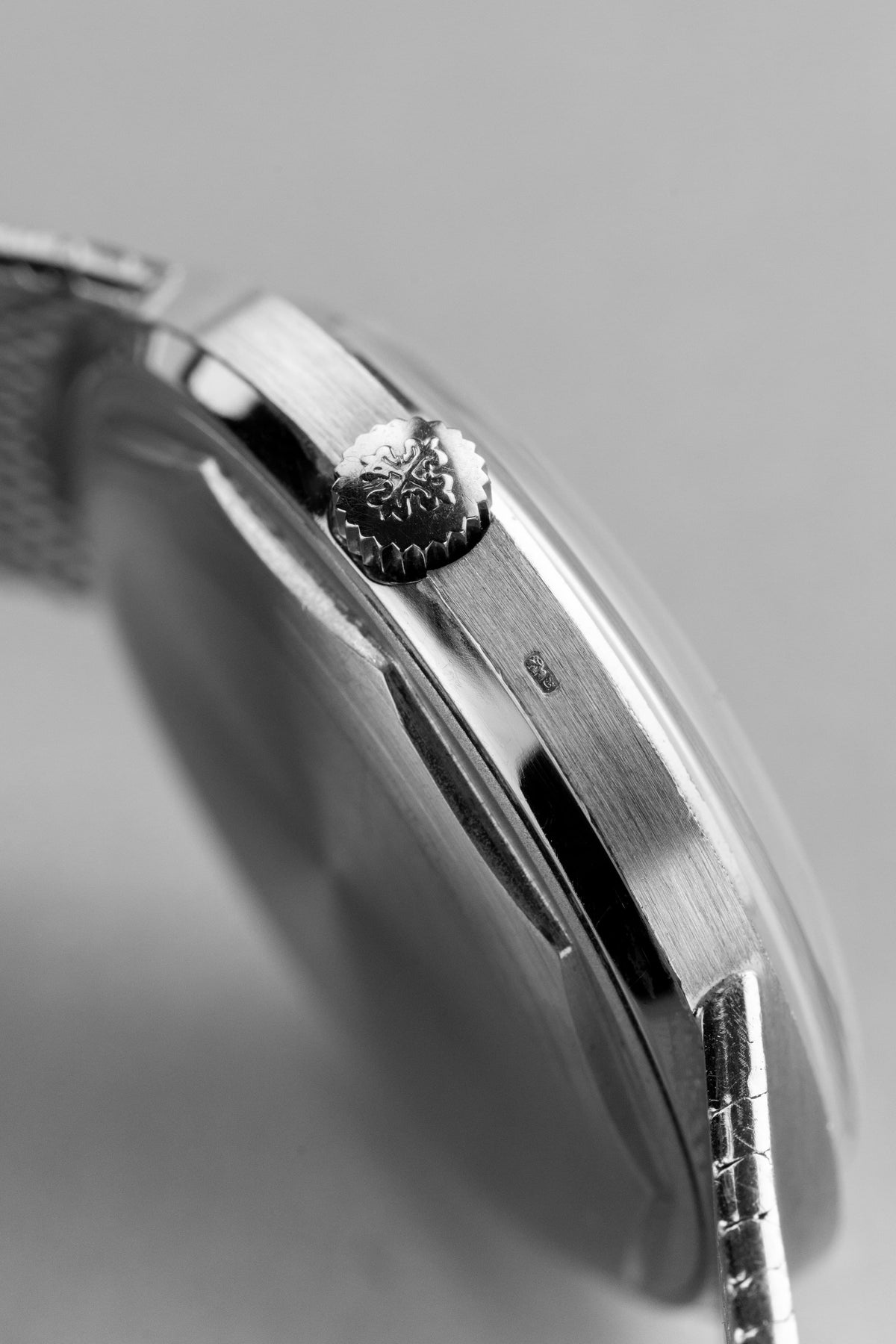 6TFR Patek Philippe Calatrava 3445/6 自動上鍊「Florentine」白金腕錶，circa 1968 - 印記