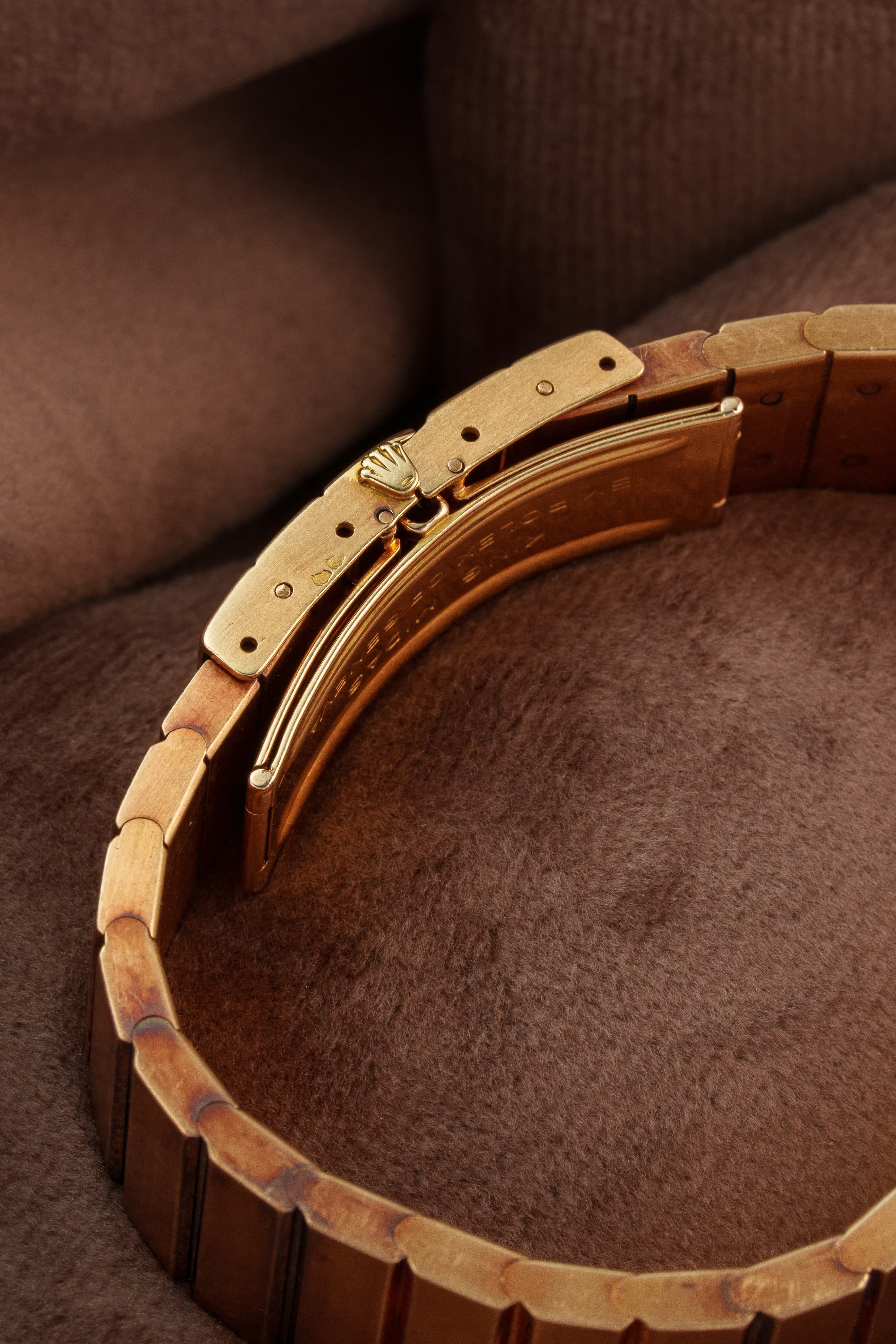 9F79 Exceptionnelle Rolex King Midas/Cellini en or jaune, réf. 9630, de 1963 – La 1ère MIDAS - Bracelet Front