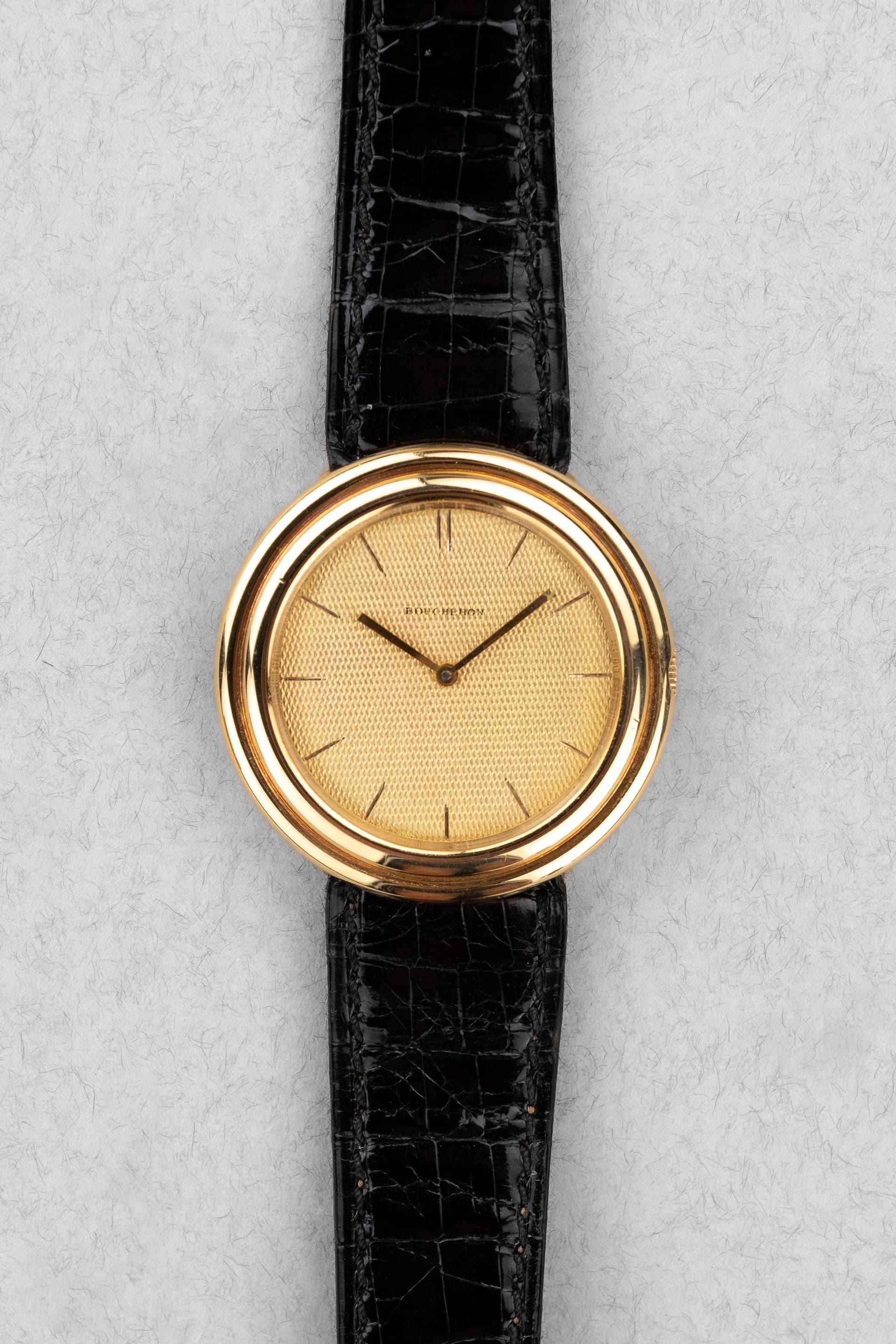 AUJY Rare Boucheron « Disco Volante » en or jaune - Front