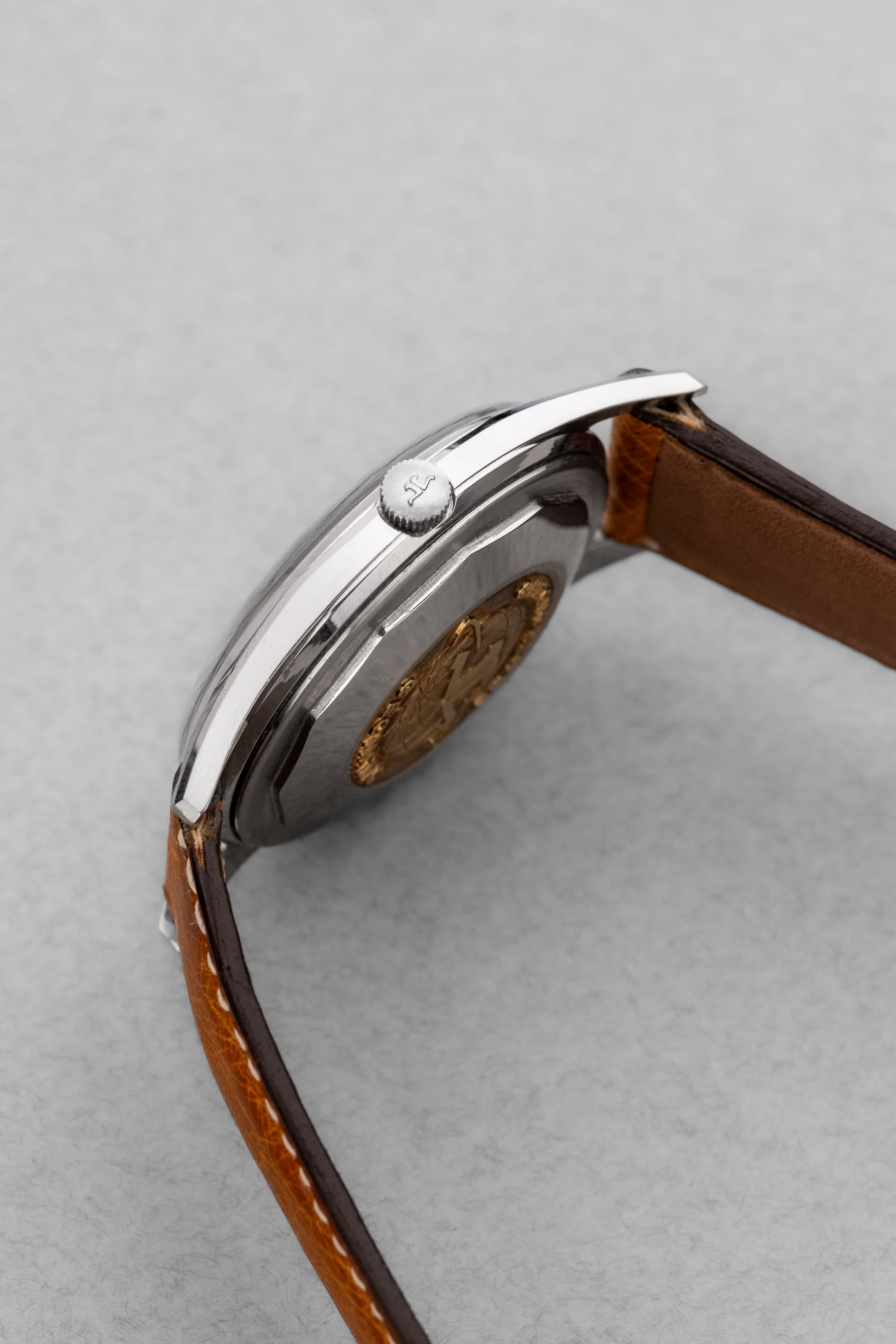 AY2Y-Vh Exceptionnelle Jaeger-LeCoultre Chronomètre Geomatic E399 en acier, circa 1962 – Jamais polie - Right side