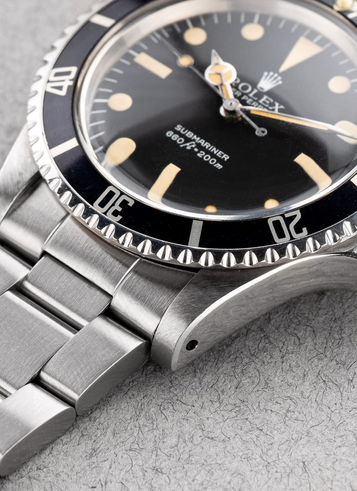 BHYE Exceptionnelle Rolex Submariner 5513 « Maxi Mark 3 » de 1979 - Feature