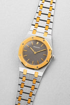 BP5B Audemars Piguet Royal Oak 型號 56303SA 不鏽鋼與黃金腕錶，1999 年——Full Set & 全新品相 - 四分之三視角