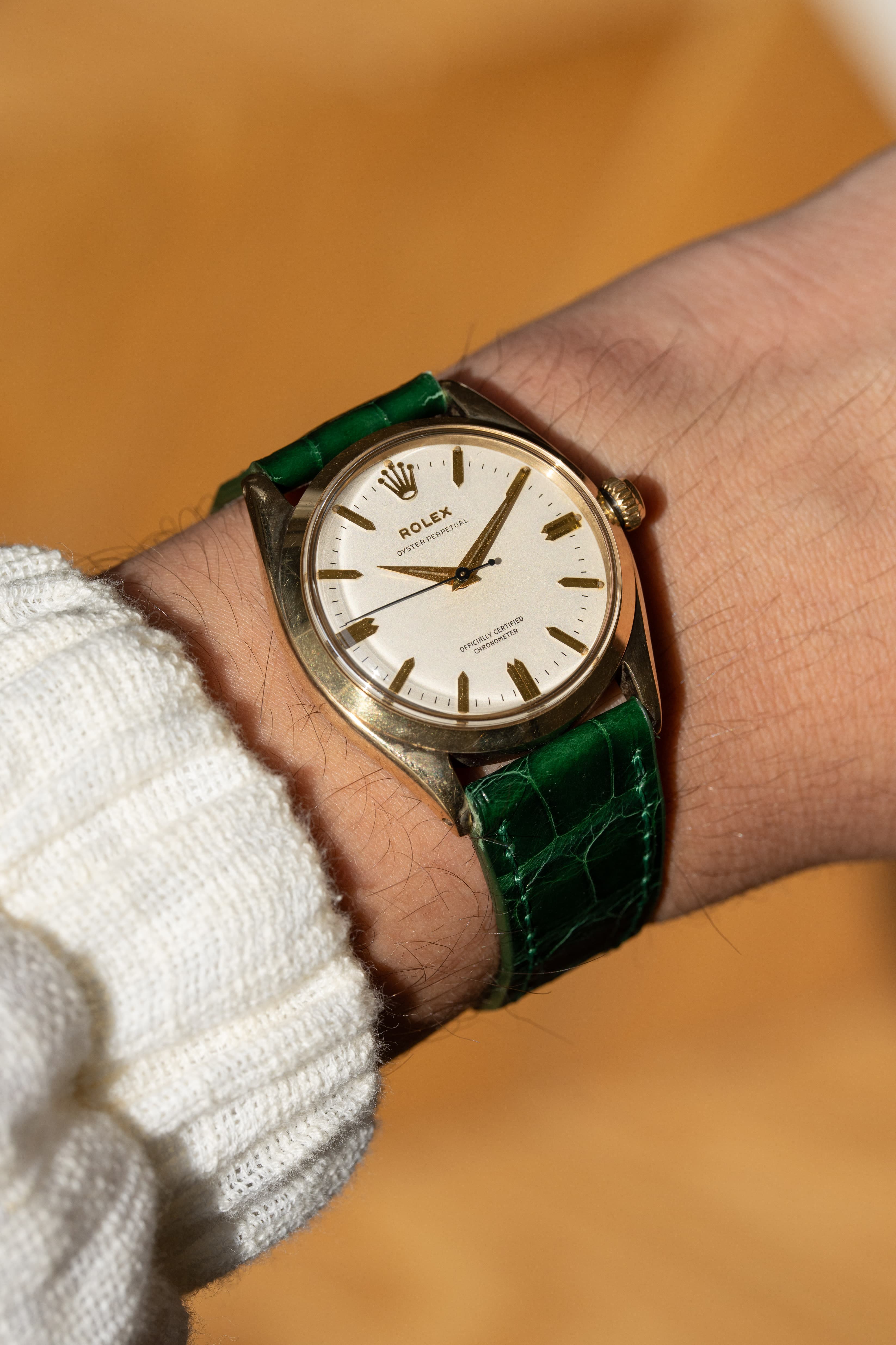 BXFU Rolex Oyster Perpetual réf. 6564 en or jaune de 1955 – OCC, Marché britannique - Lifestyle