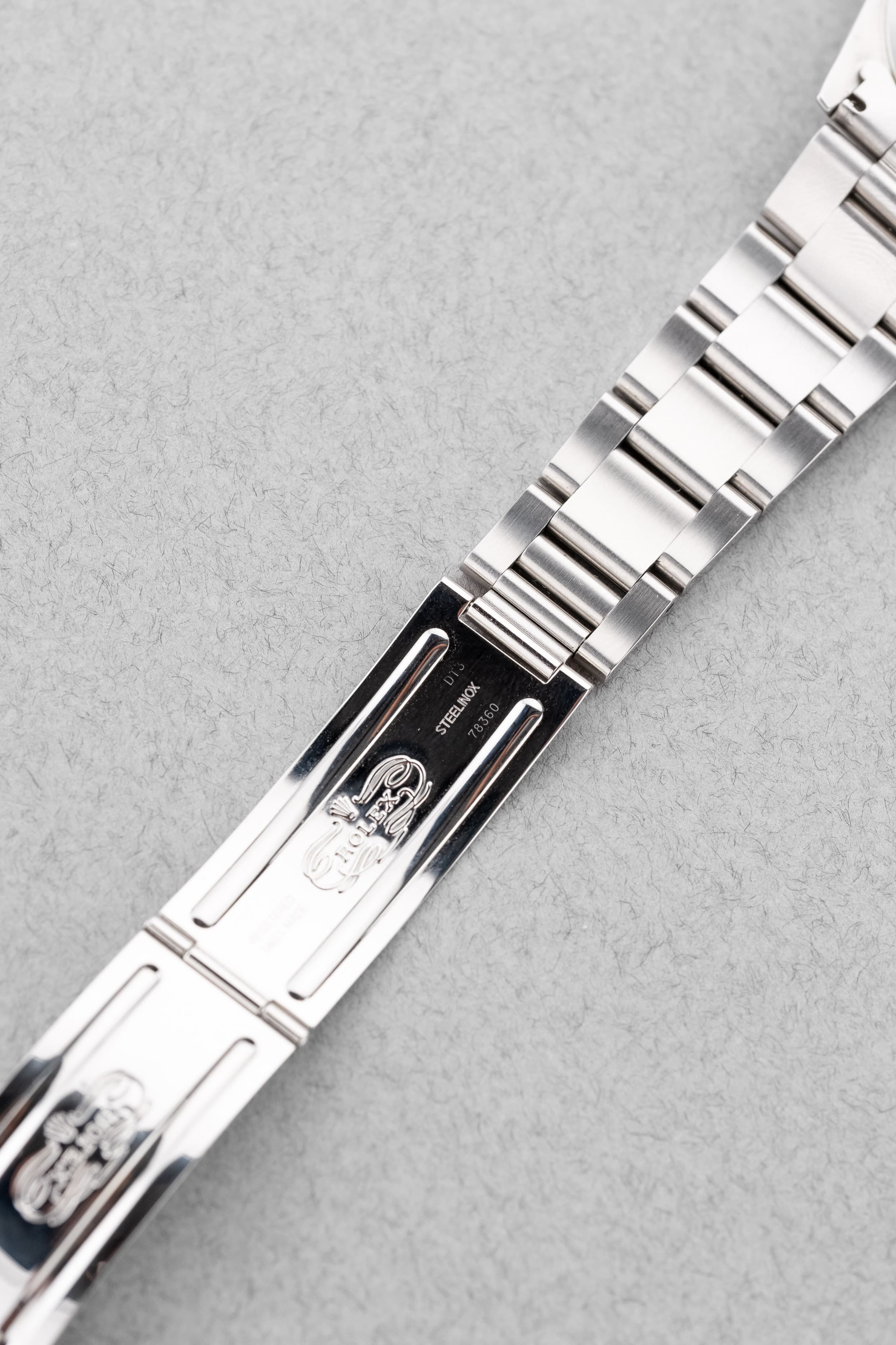 BZFY Rolex Datejust 16200 Bleue de 2002 – Full Set - Buckle Inside