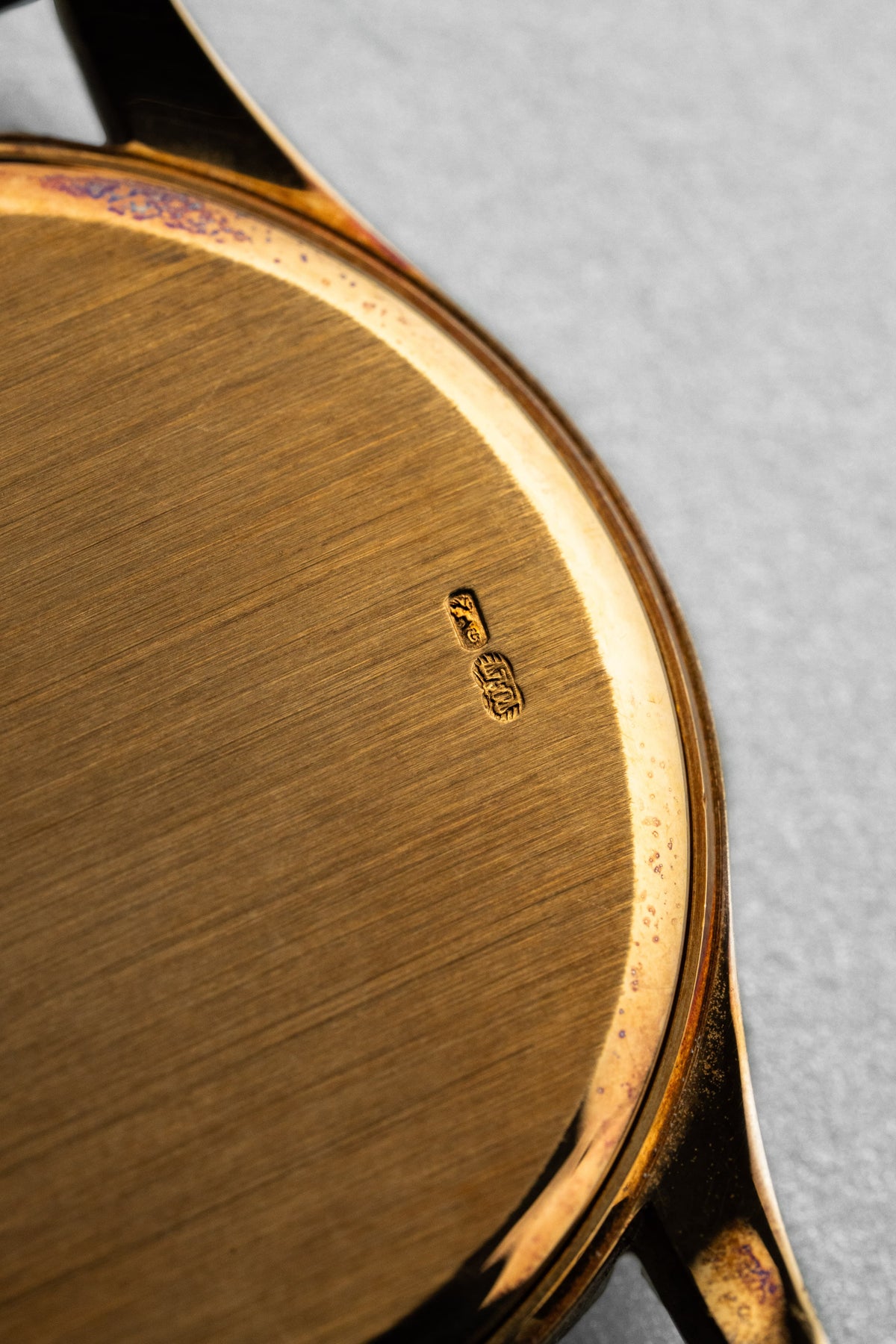 CPCQ Patek Philippe Calatrava réf. 3796D « Clous de Paris » en or jaune, circa 1993 – Parfait état - Hallmark
