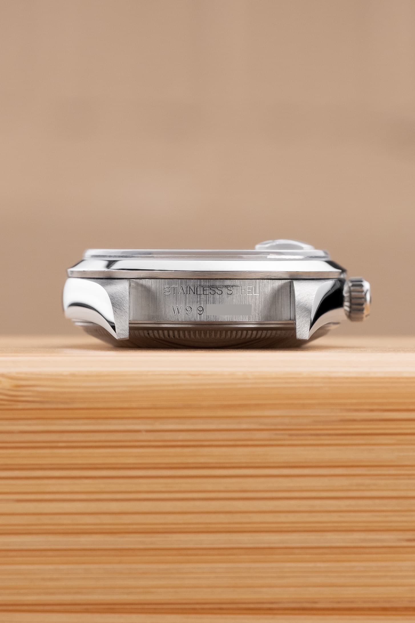 CYNX-5y Rolex Oyster Perpetual Date 15200 de 1995-1996 – Cadran bleu - Lugs - Serial