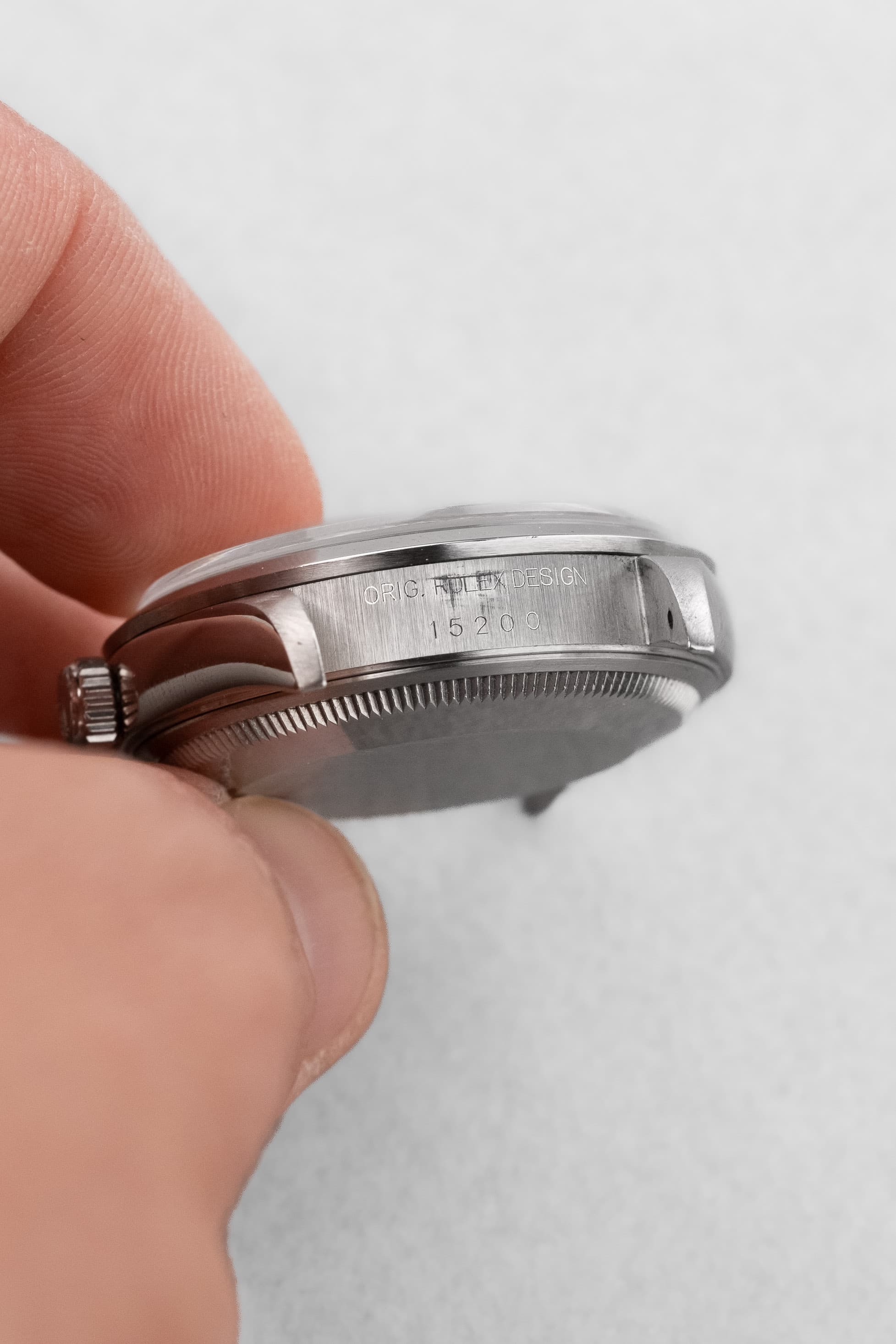 D5XS Rolex Oyster Perpetual Date réf. 15200 de 2000 – Cadran « Silver » - Lugs - Reference