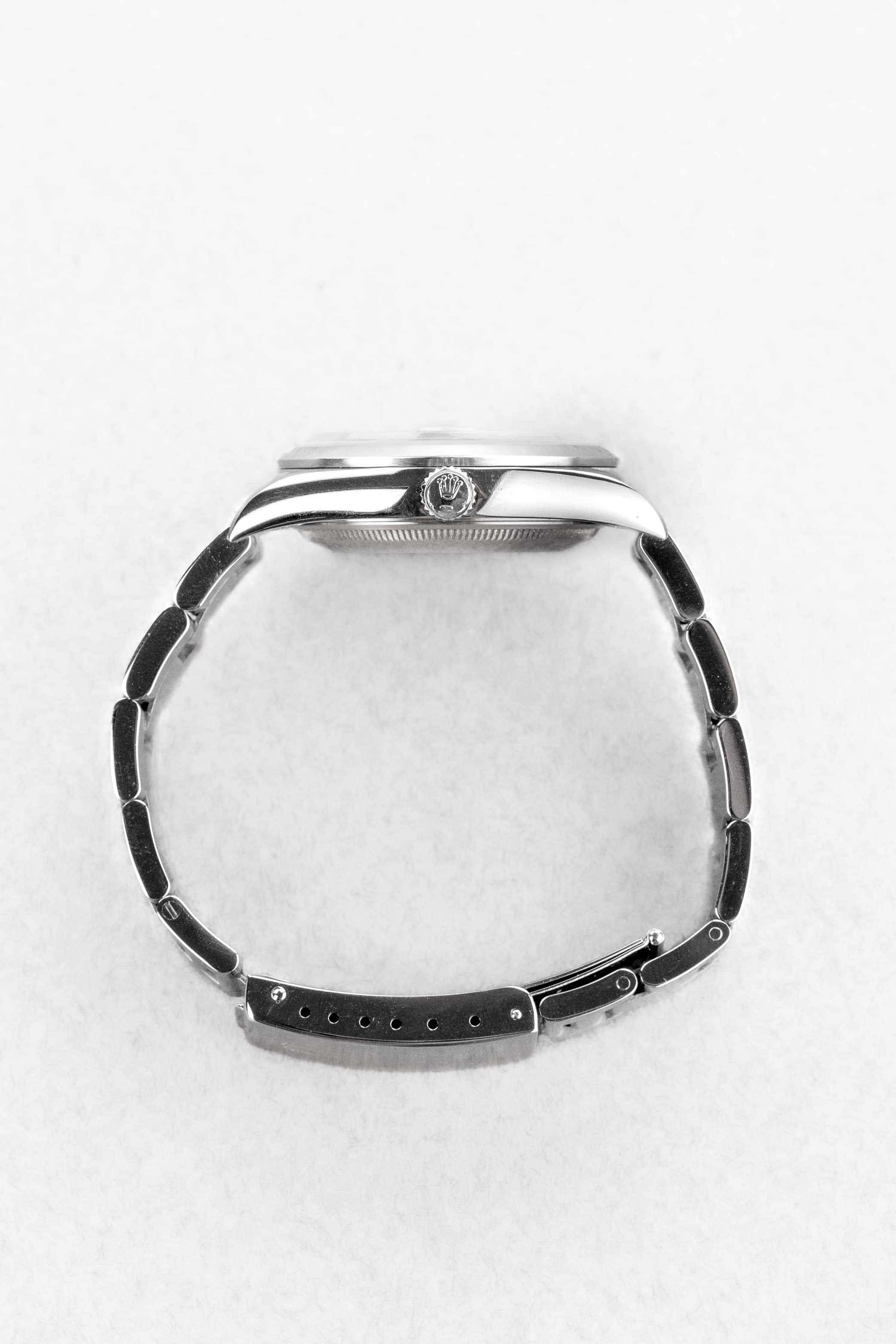 D5XS Rolex Oyster Perpetual Date réf. 15200 de 2000 – Cadran « Silver » - Right side