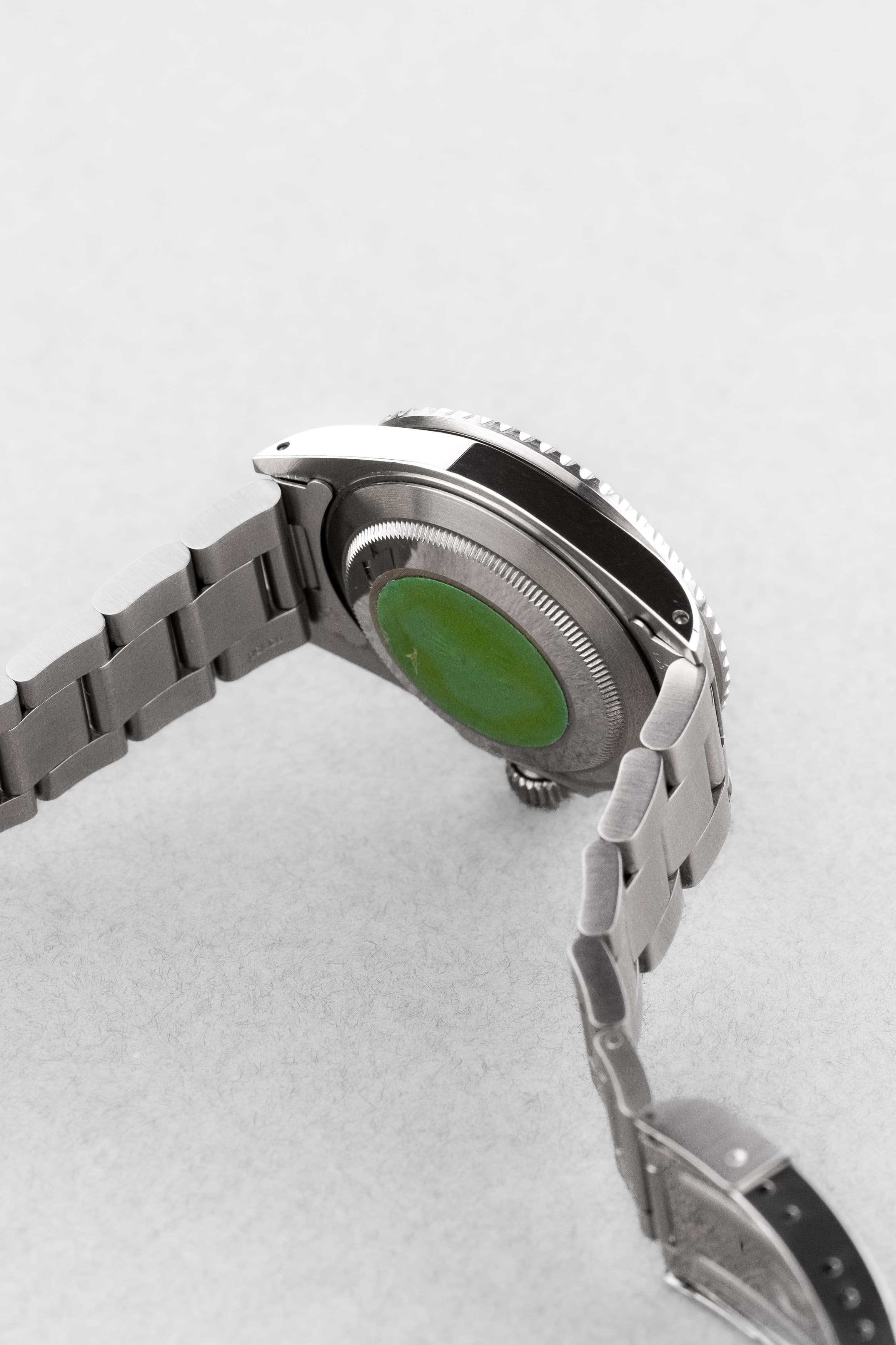 D81H-DL Rolex Submariner Date 16610 de 1989-1990 – Garantie d'origine, Excellent état et Patine tritium chaleureuse - Feature