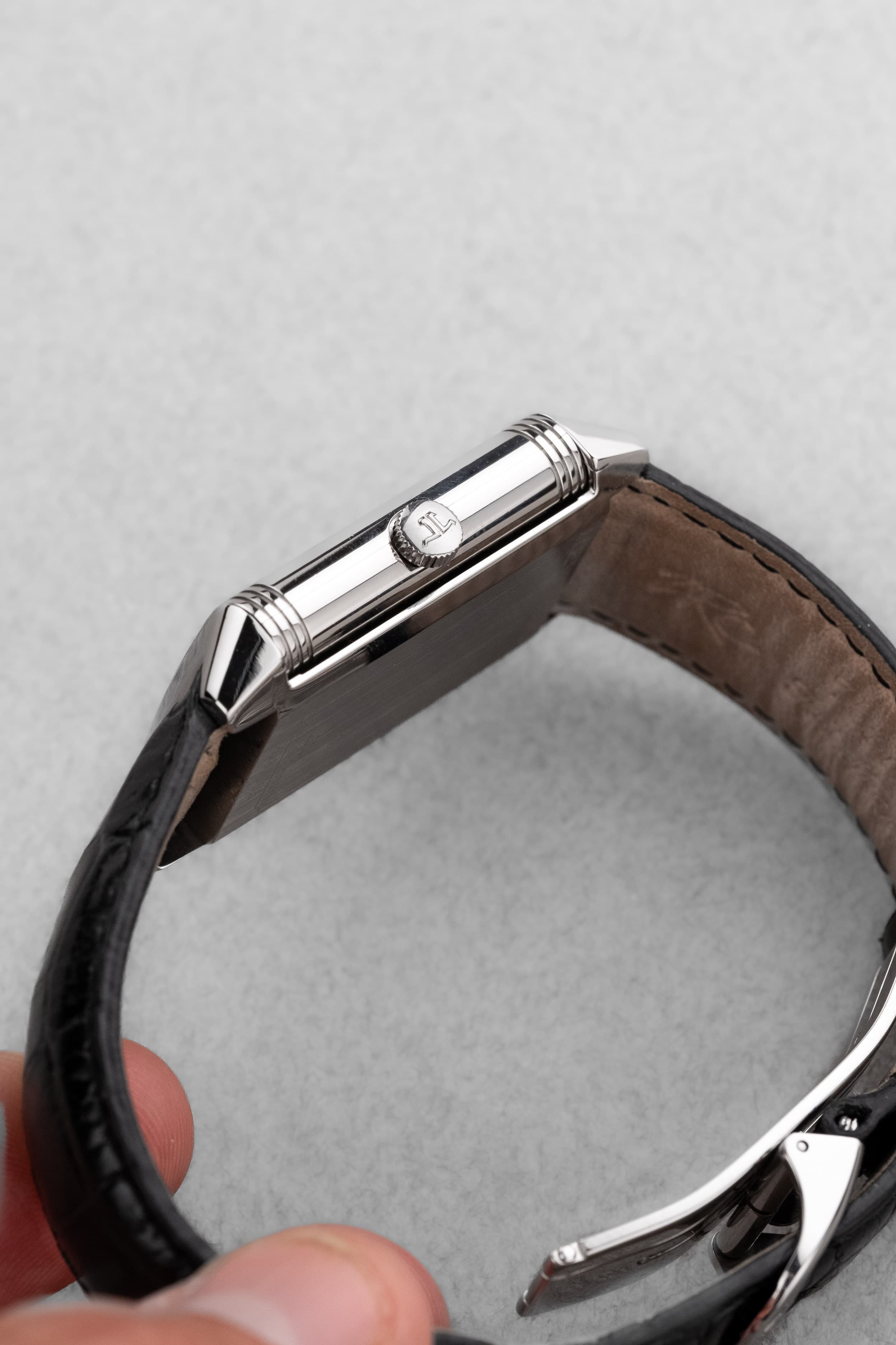 D9CS-0l Jaeger-LeCoultre Reverso « Grande Taille » en acier, réf. 270.8.62/Q2708410 - Right side