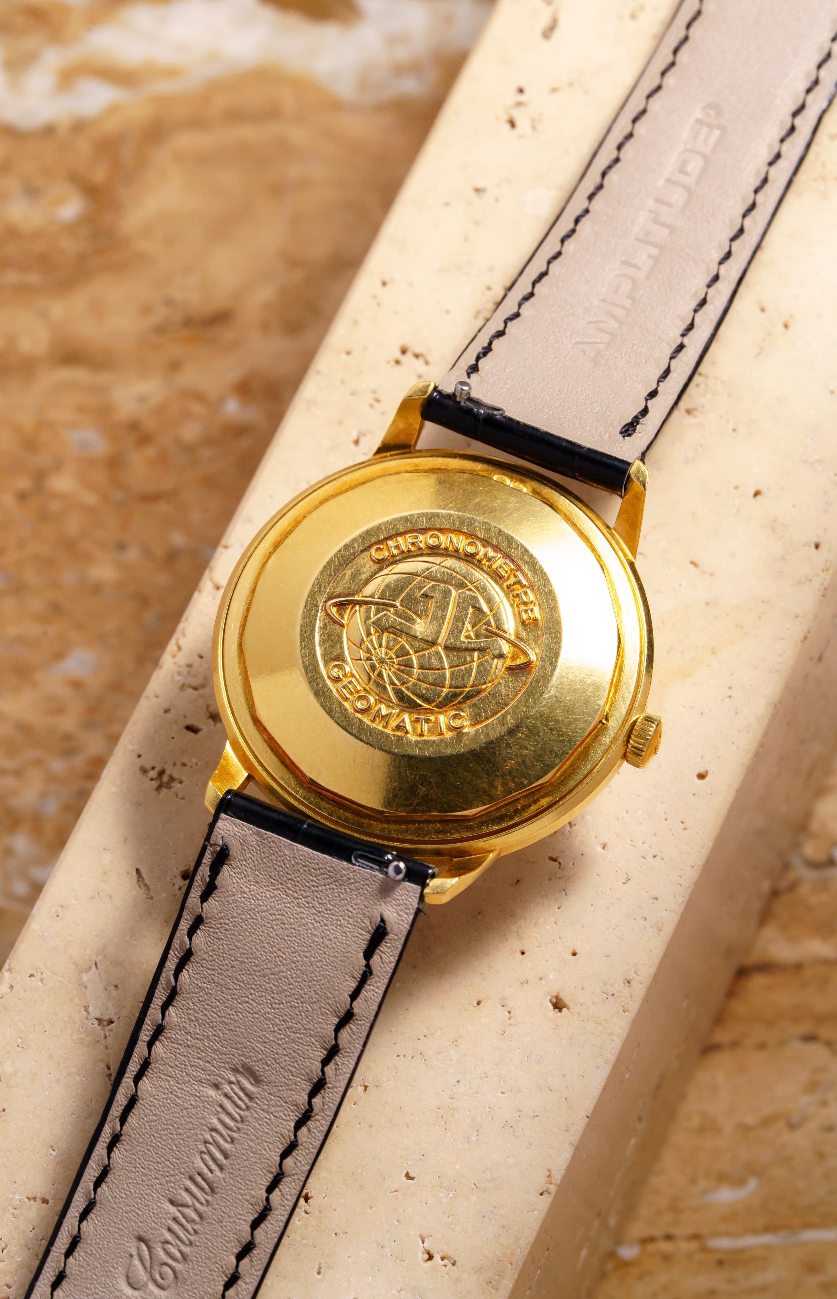 E25M Jaeger-LeCoultre Chronomètre Geomatic ref. E398 استثنائية من الذهب الأصفر، حوالي عام 1965 - الخلف