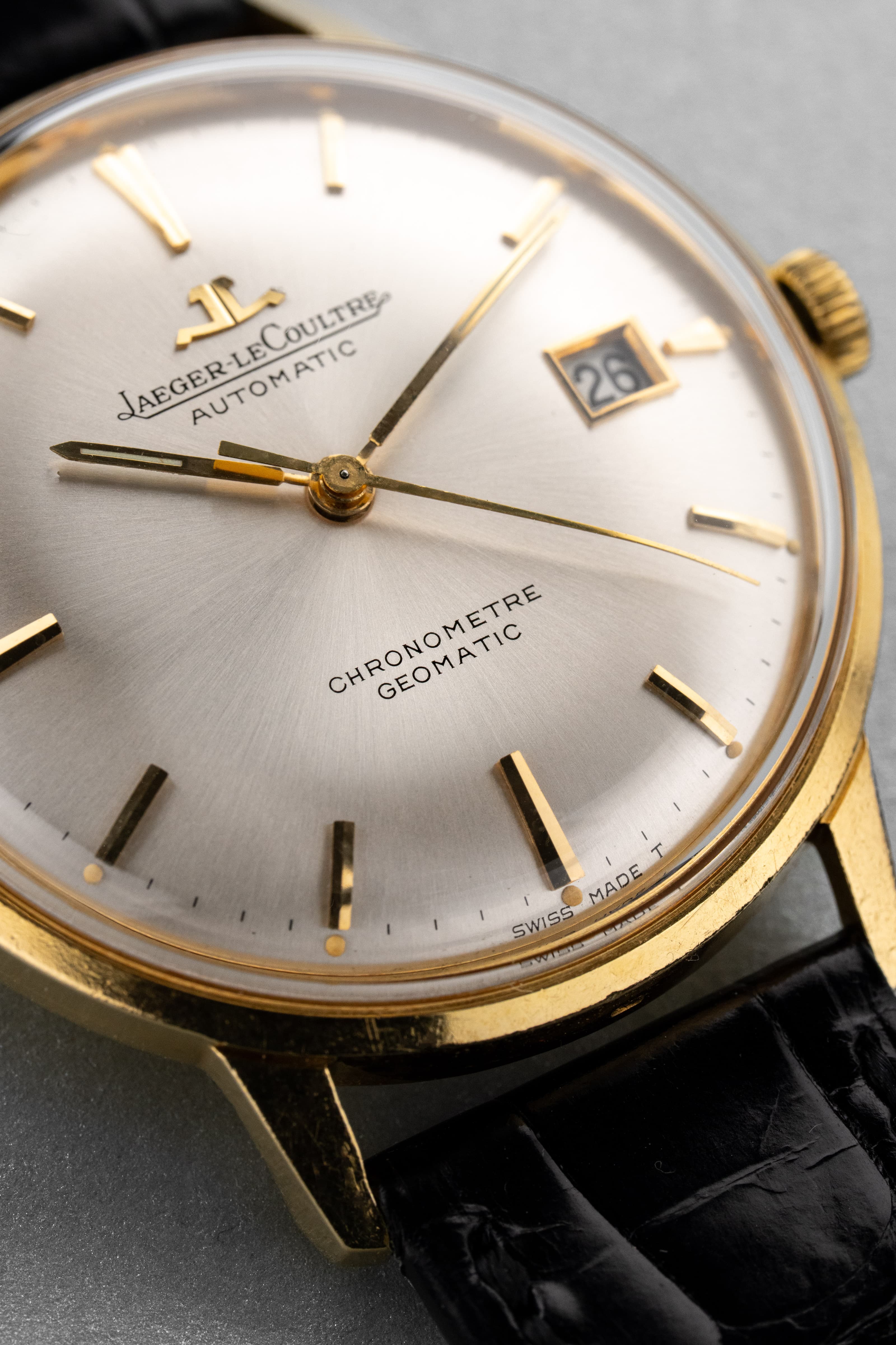 E25M Jaeger-LeCoultre Chronomètre Geomatic ref. E398 استثنائية من الذهب الأصفر، حوالي عام 1965 - الميناء