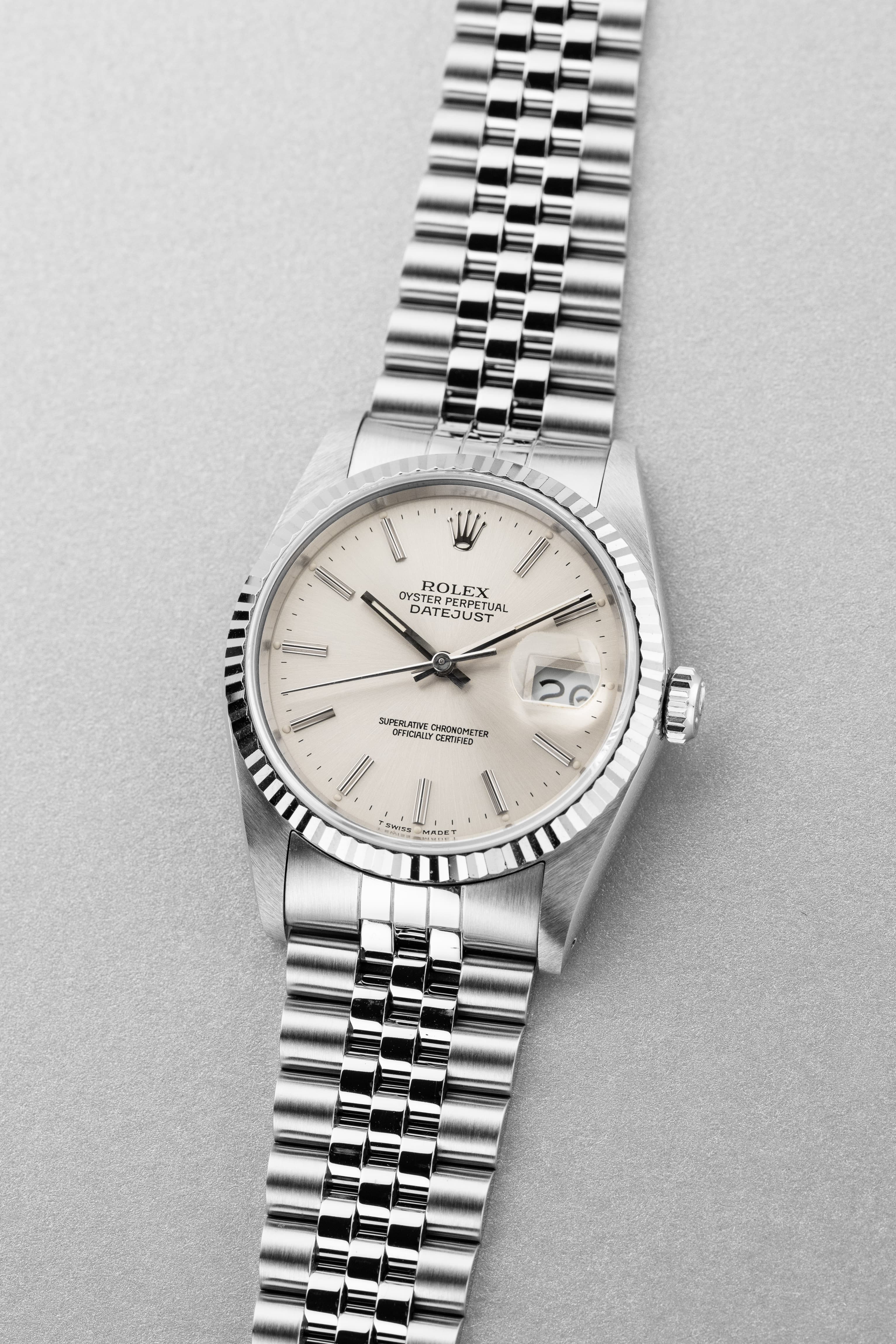 EDVA Rolex Datejust réf. 16234 « Silver » en acier de 1988 - Three Quarters