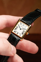EEBC Cartier Tank Louis Extra-Plate réf. 96019 circa 1975 – Cadran « PARIS », Parfait état, Piguet 21 - Lifestyle