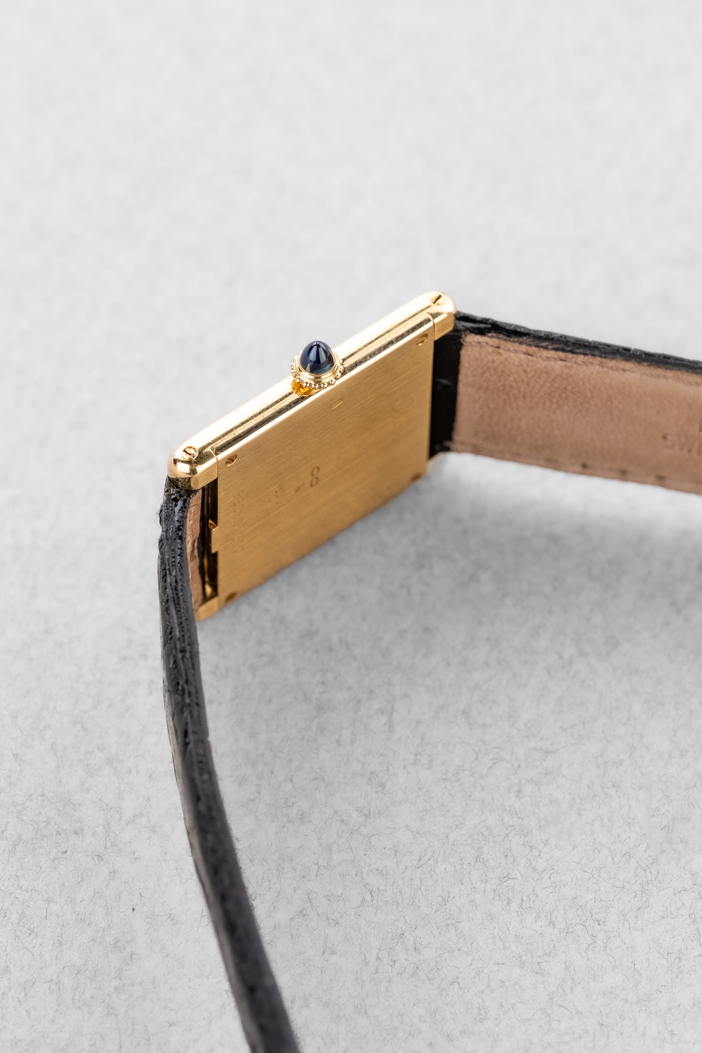 EEBC Cartier Tank Louis Extra-Plate réf. 96019 circa 1975 – Cadran « PARIS », Parfait état, Piguet 21 - Right side