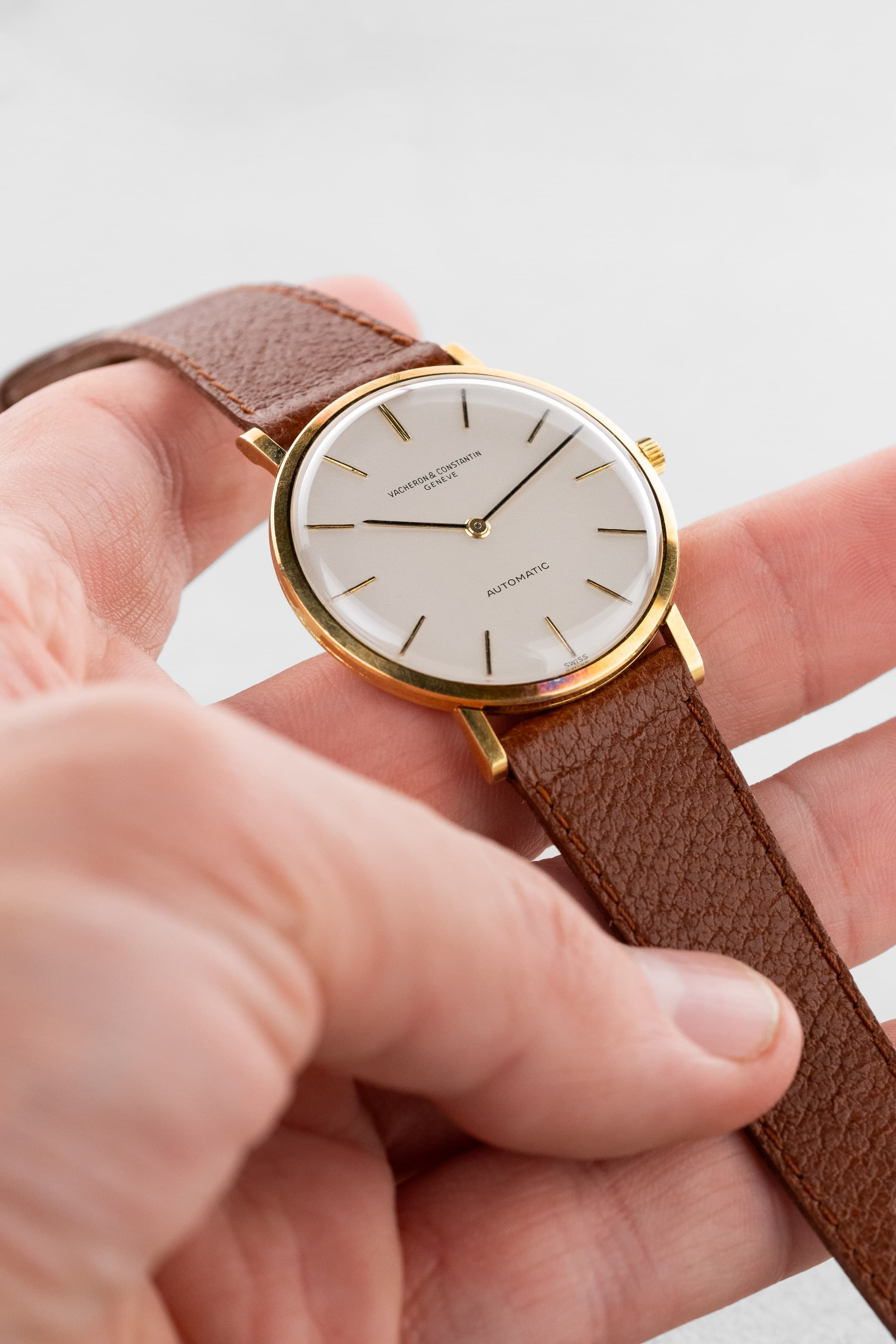 FDV3-0N Vacheron Constantin Automatique Extra-Plate « Patrimony/Calatrava » réf. 7409 en or jaune, circa 1970 – N.O.S. - Lifestyle