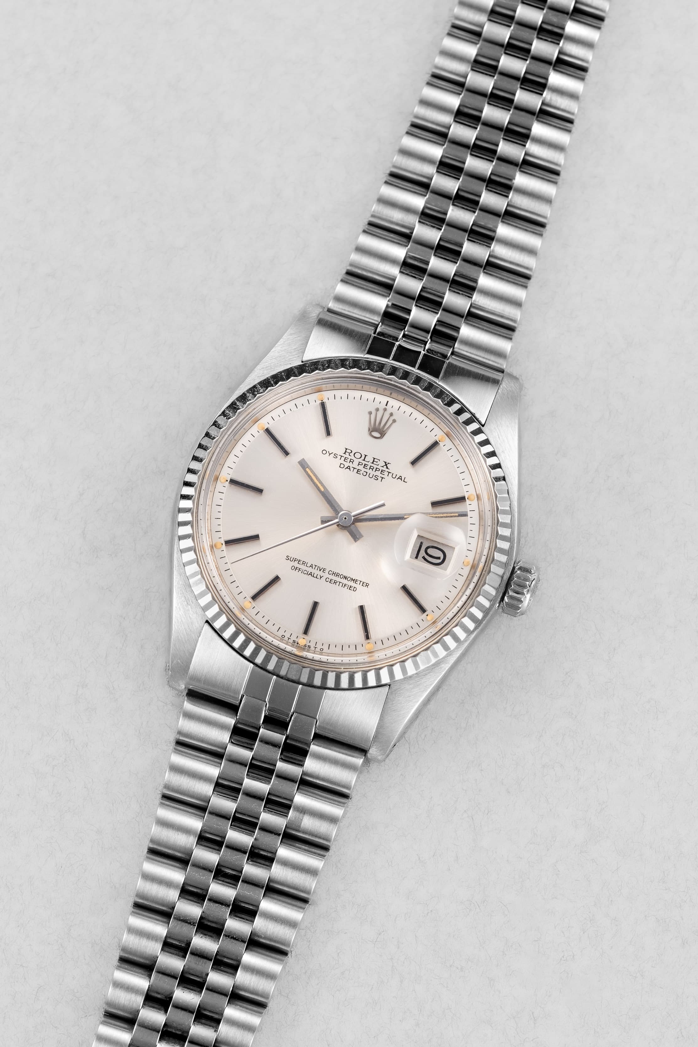 FEXJ Rolex Datejust réf. 1601 en acier de 1978 – Cadran « Silver Sigma » - Three Quarters