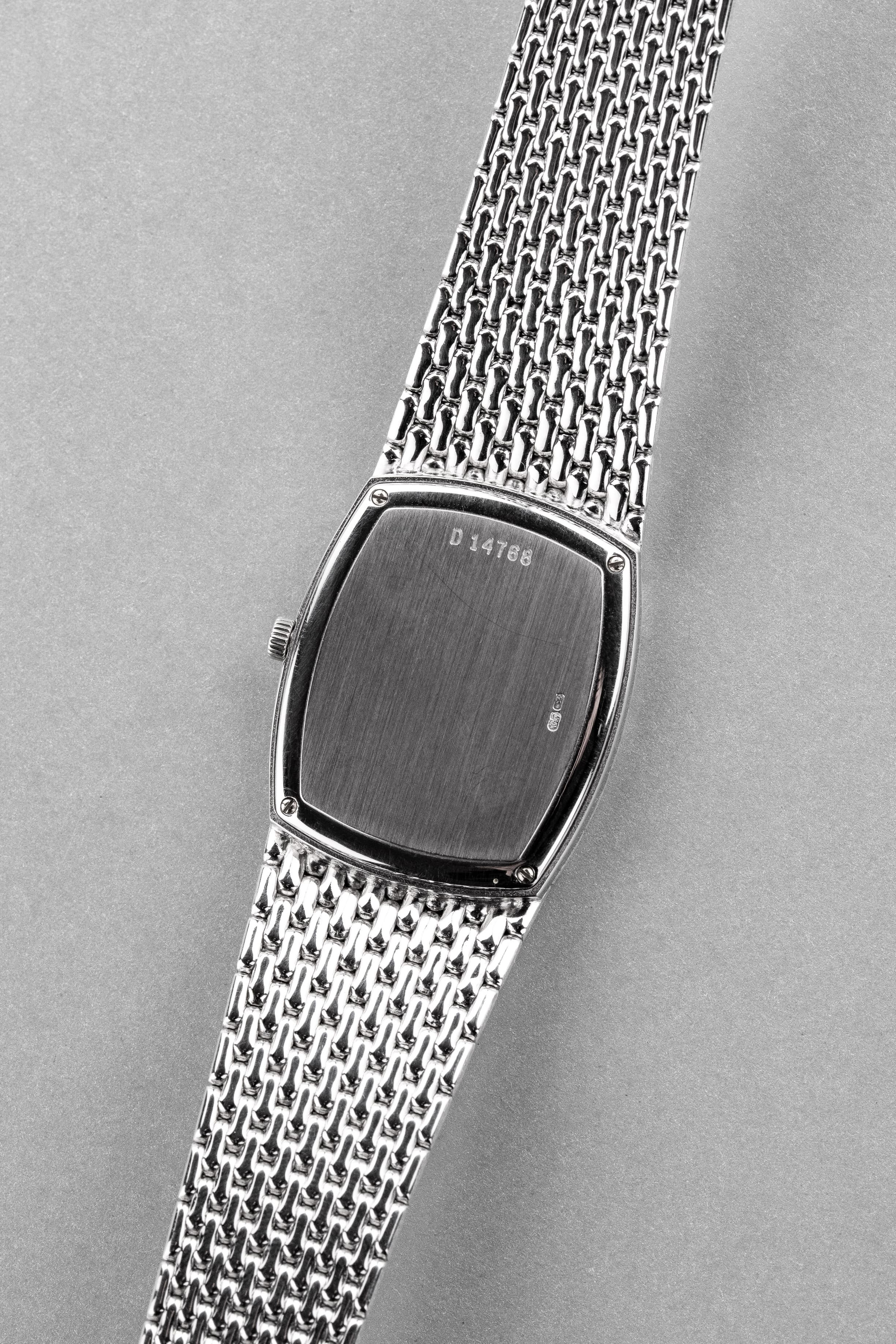 FKRS Audemars Piguet «Mini Cobra» ref. 14585BC из белого золота с бриллиантами, circa 1991 - Сзади
