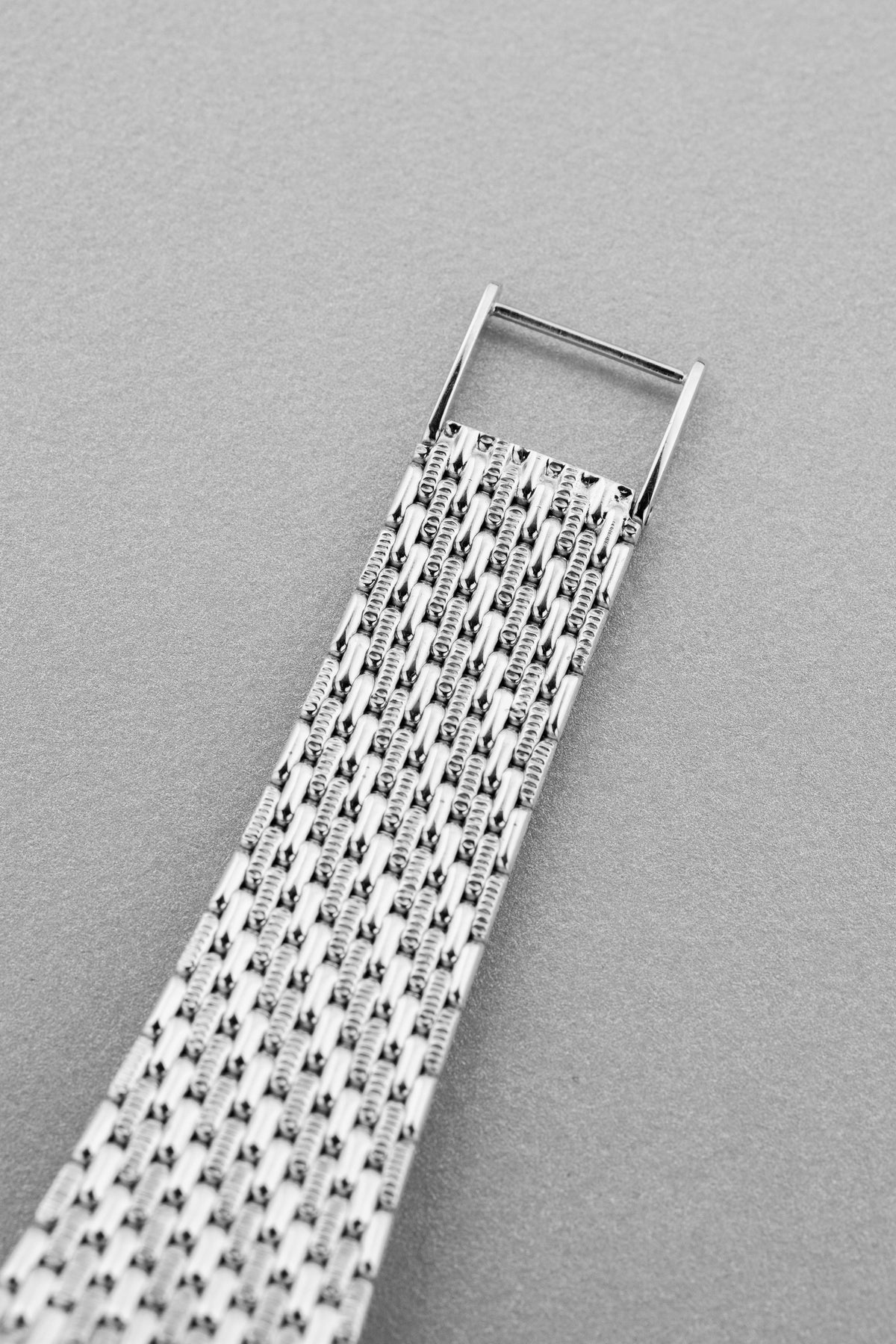 FKRS Audemars Piguet « Mini Cobra » réf. 14585BC en or blanc et diamants, circa 1991 - Buckle Outside