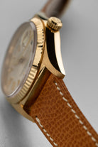 G24K Superbe Rolex Day-Date réf. 18038 de 1978 en or jaune - Right side