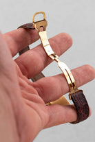 H2ZD Rare Cartier Tank « PARIS » en or jaune, mouvement European Watch & Clock Co. signé Cartier, circa 1971 - Buckle Inside