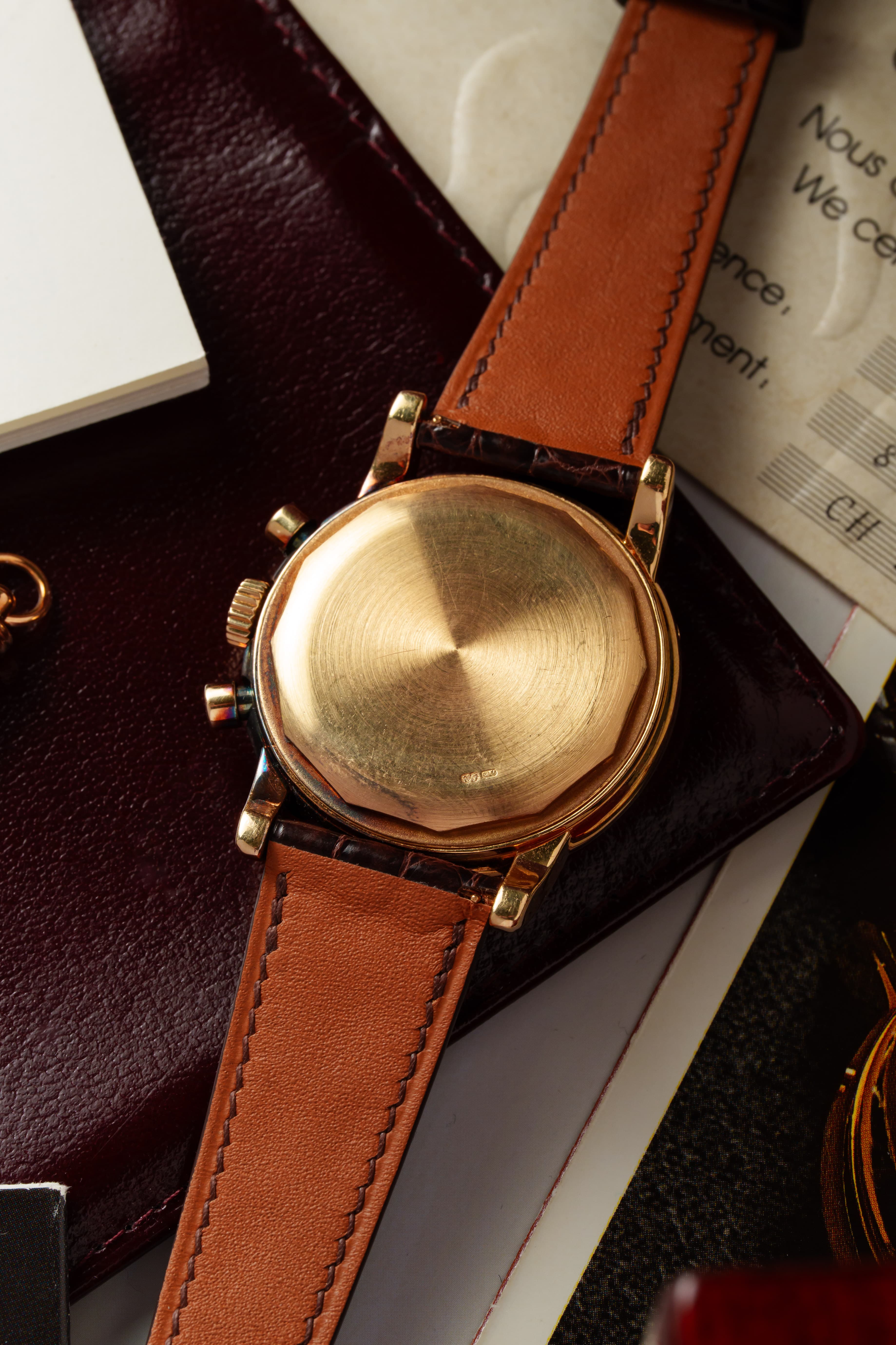 HMU5 Exceptionnel Patek Philippe réf. 3970 – « Very Early Second Series » + Full Set - Back