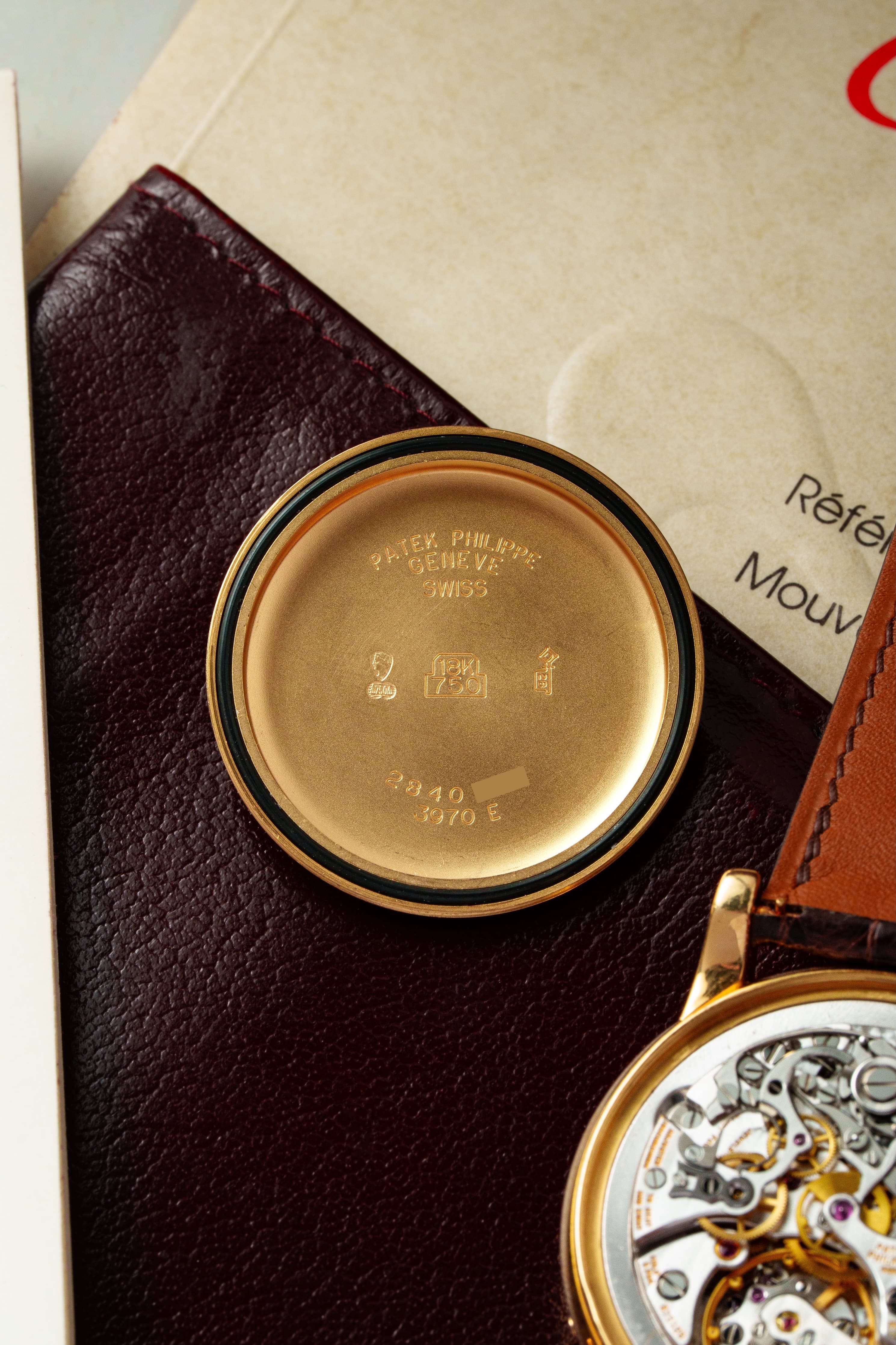 HMU5 Exceptionnel Patek Philippe réf. 3970 – « Very Early Second Series » + Full Set - Inside case back