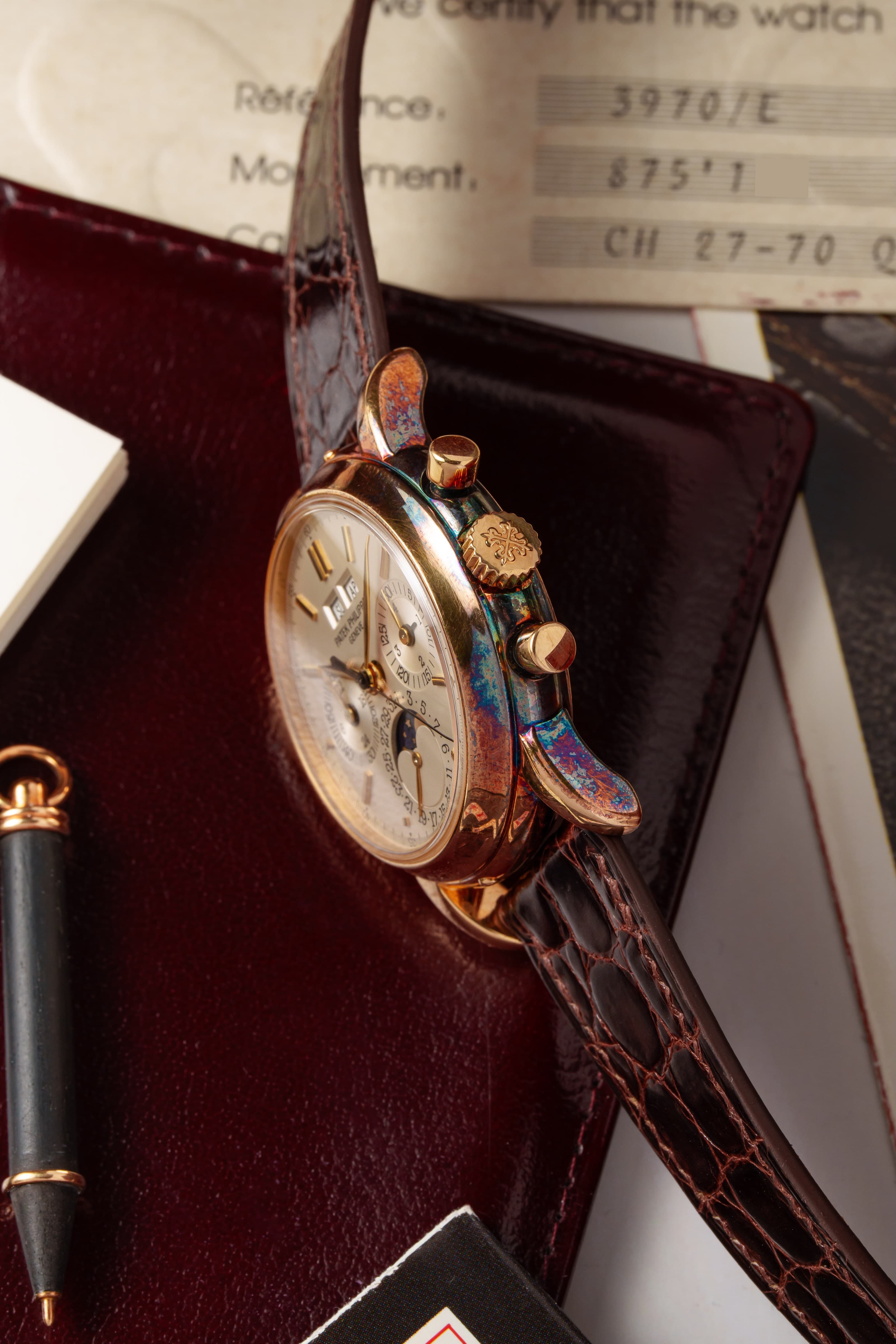 HMU5 Exceptionnel Patek Philippe réf. 3970 – « Very Early Second Series » + Full Set - Right side