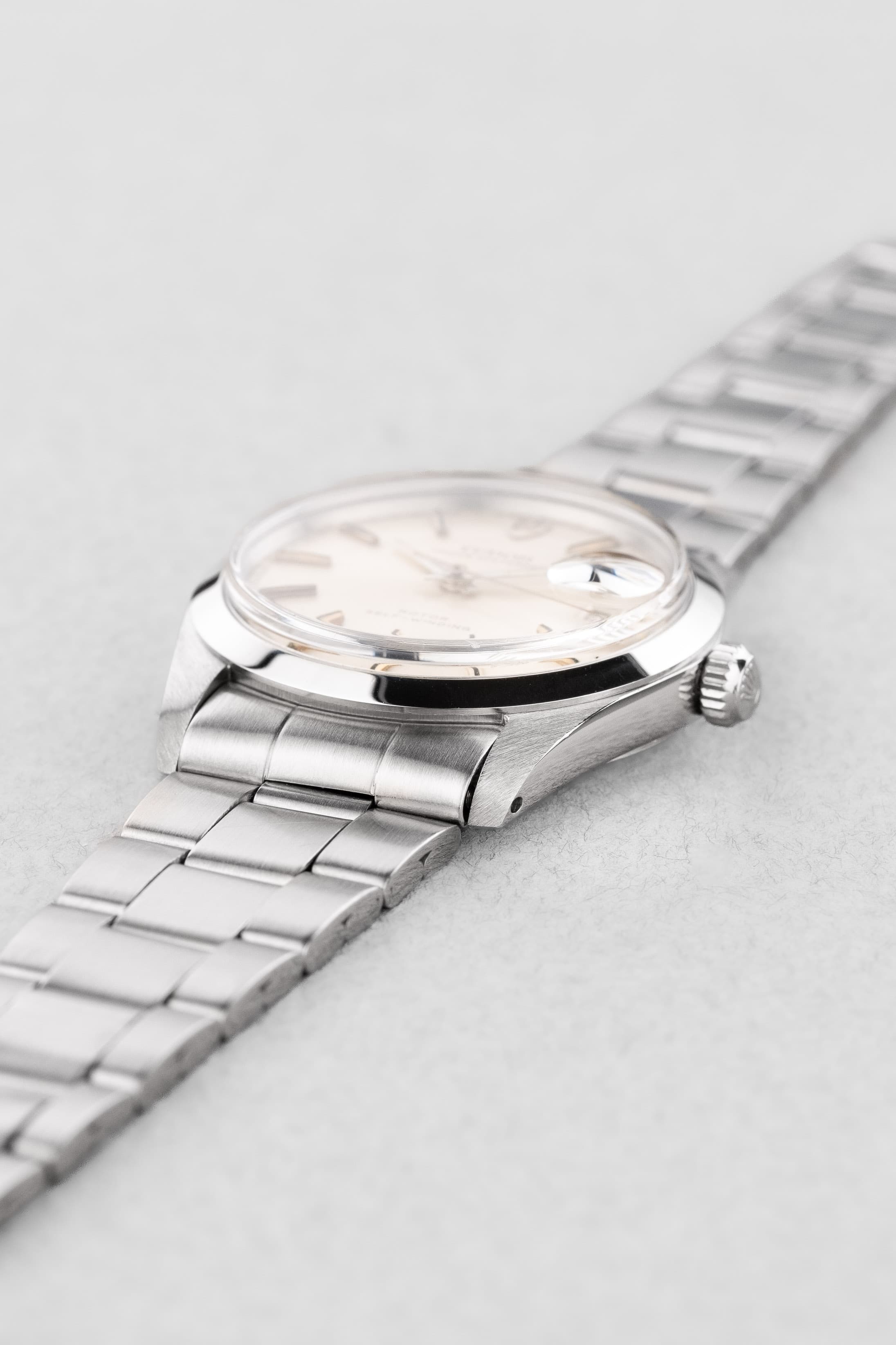 HXZE Tudor Prince Oysterdate réf. 9050/0 de 1969 - Feature