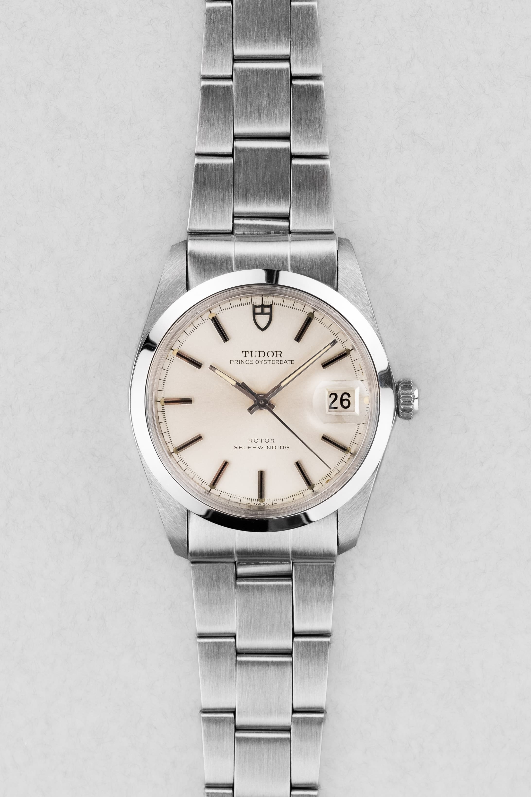 HXZE Tudor Prince Oysterdate réf. 9050/0 de 1969 - Front