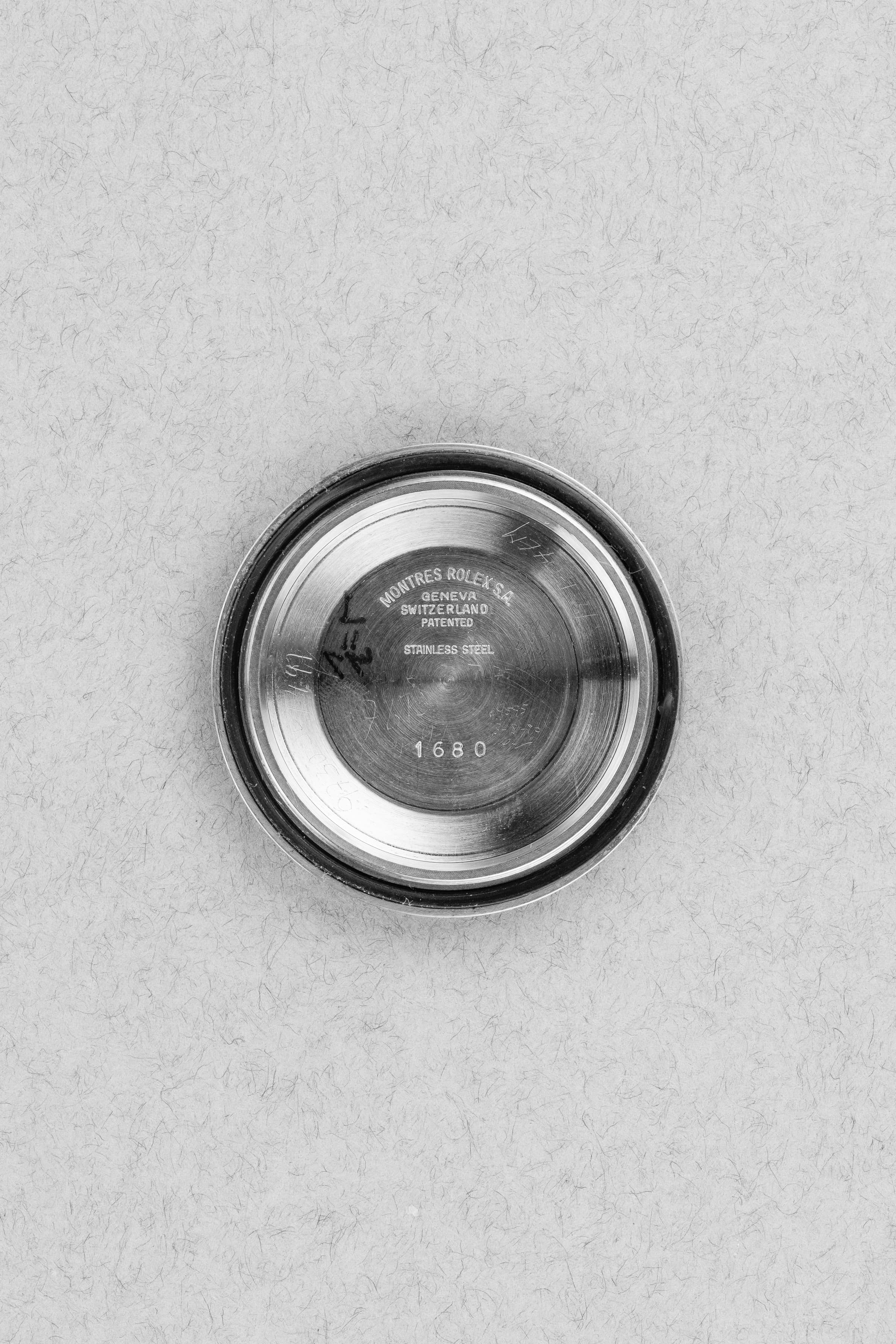 J2WG Rolex Submariner Date 1680 « Mark 1 » de 1977-1978 - Inside case back