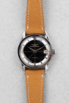 J58H Superbe Universal Genève Polerouter Date Micro-Rotor 204612-2 de 1963 - Front