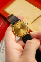 JDML 精美的 Patek Philippe Calatrava 型號 3520 黃金腕錶，1976-1983 年——品相絕佳、Full Set、First Series - 情境照