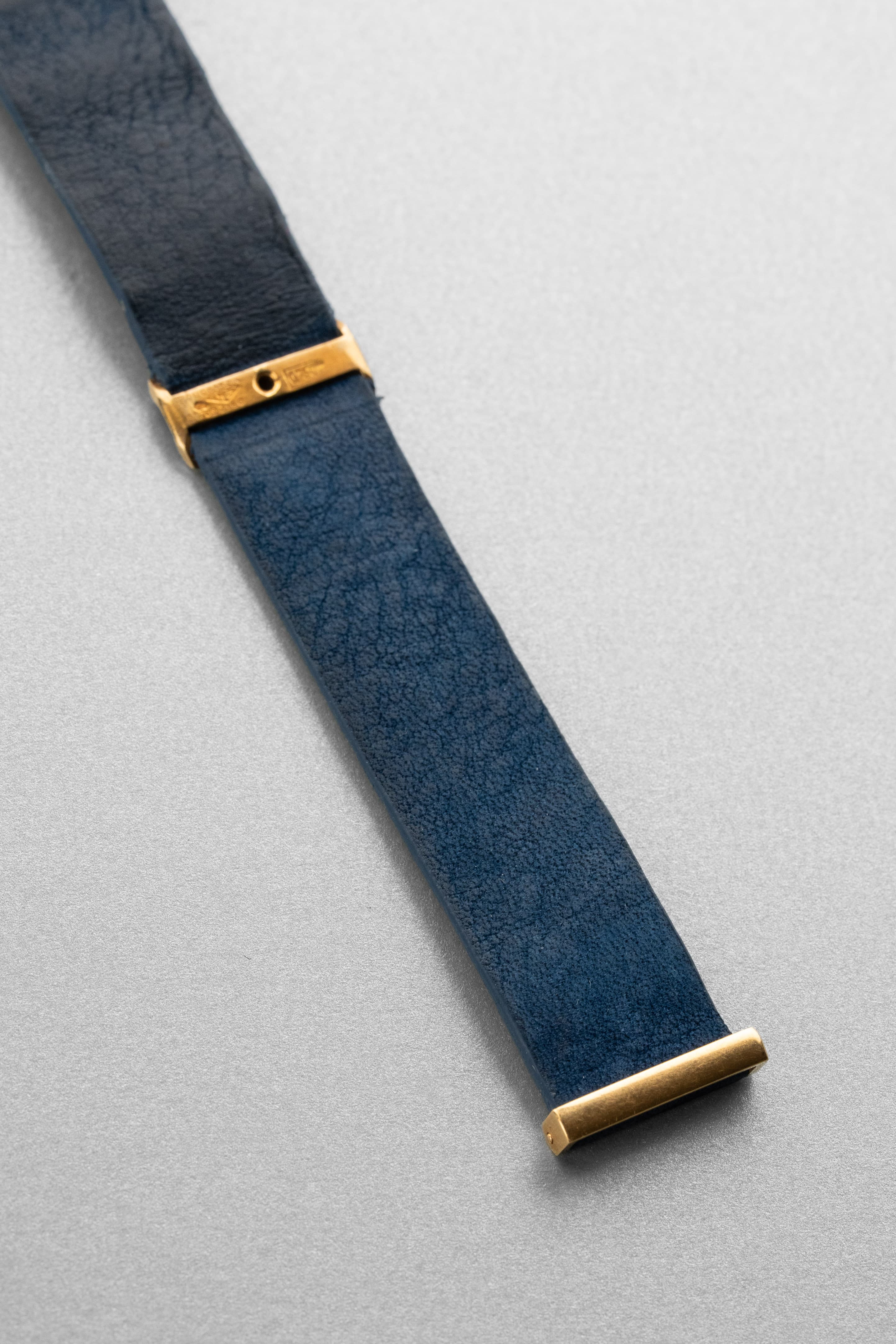 JEJF Élégante Boucheron La Carrée en or jaune, circa 1970 – « Clous de Paris » - Bracelet Front