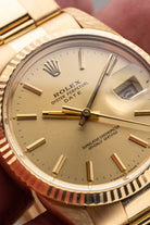 JJQZ Incroyable Rolex Oyster Perpetual Date réf. 15038 en or jaune de 1985 – Comme neuve - Dial