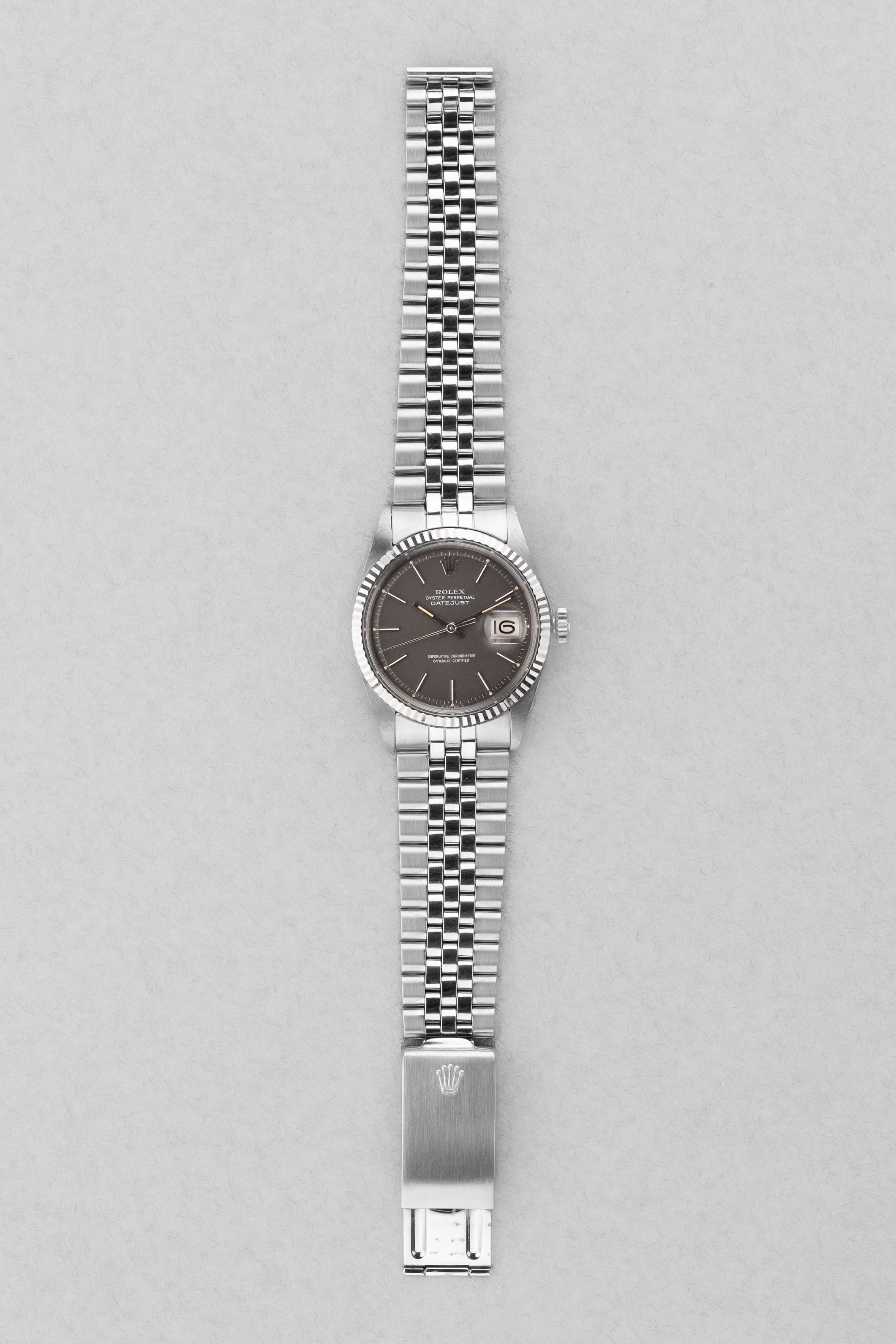 JMCE Rolex Datejust réf. 1601 en acier de 1972 – Cadran « Taupe/Gris Souris Satin » - Bracelet Front